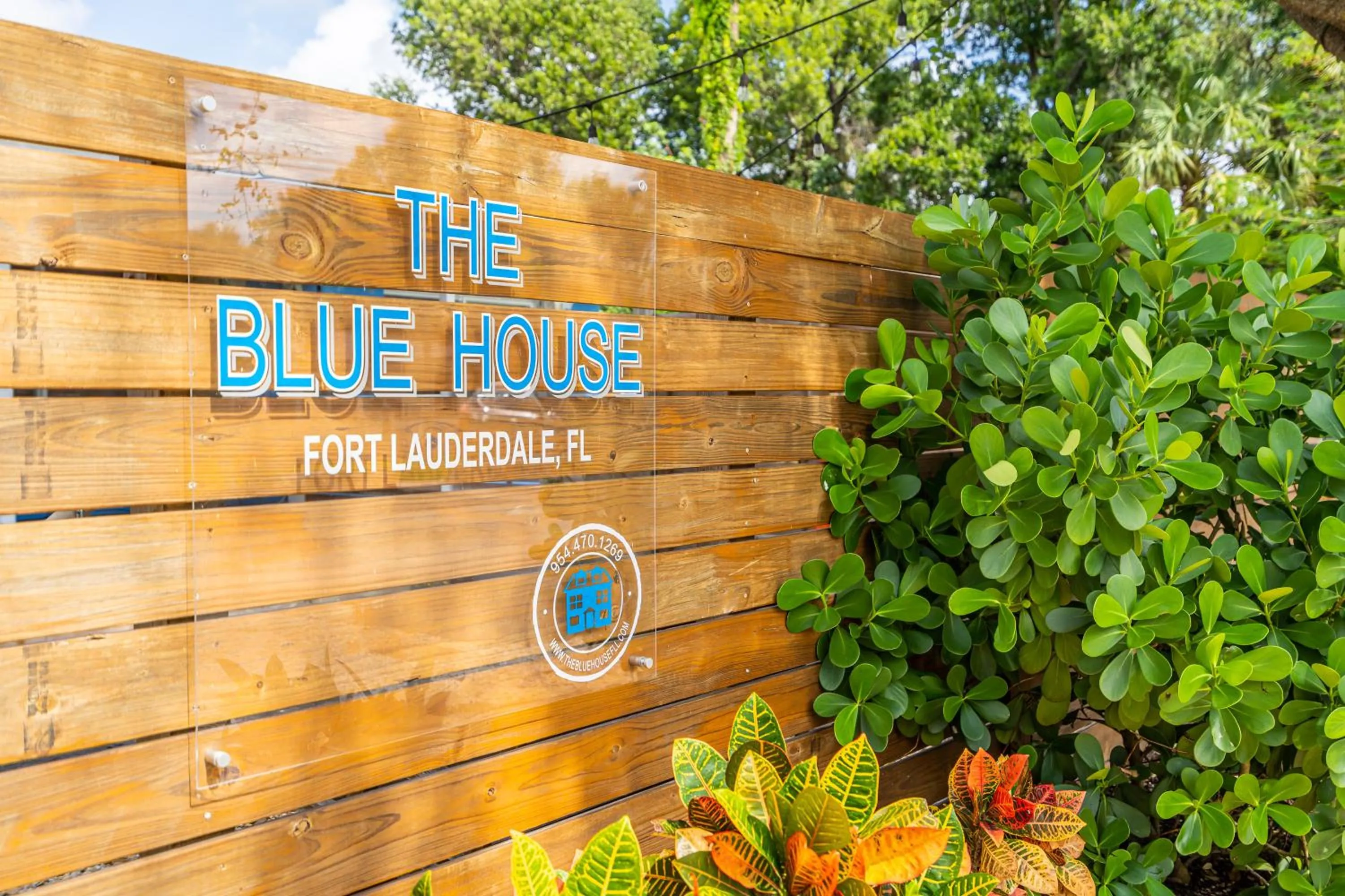Property logo or sign in The Blue House Fort Lauderdale Airport/Cruise