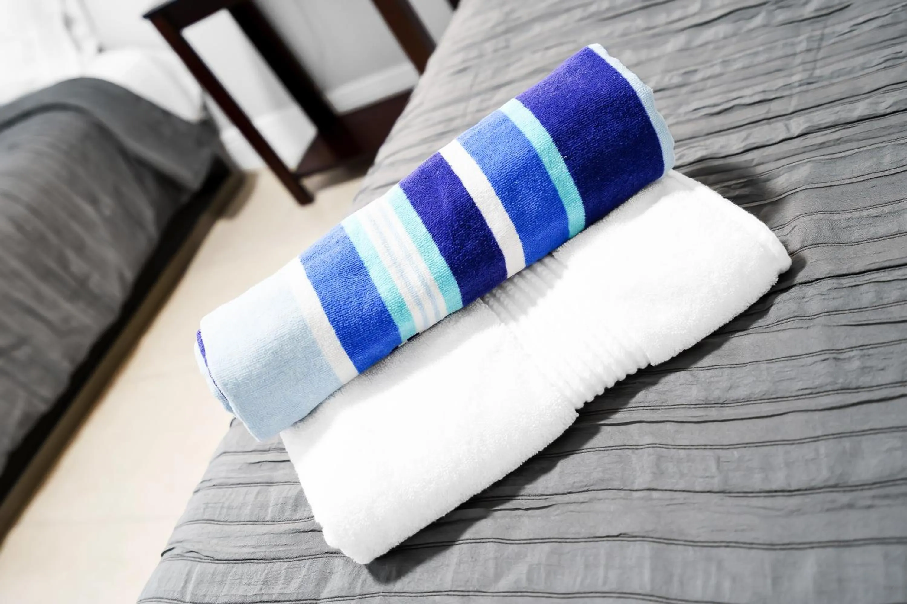 Decorative detail in The Blue House Fort Lauderdale Airport/Cruise