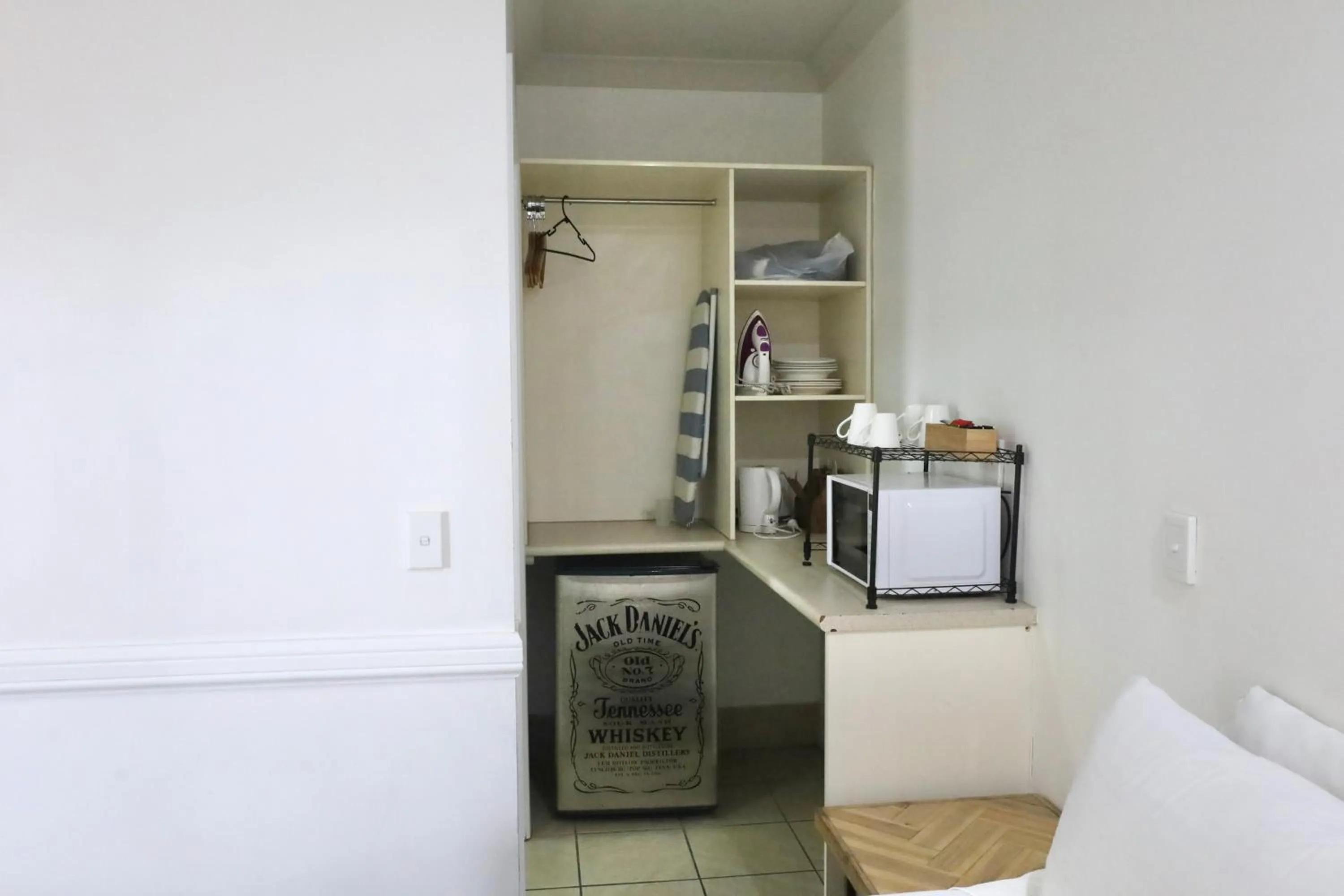 Park Avenue Hotel Motel