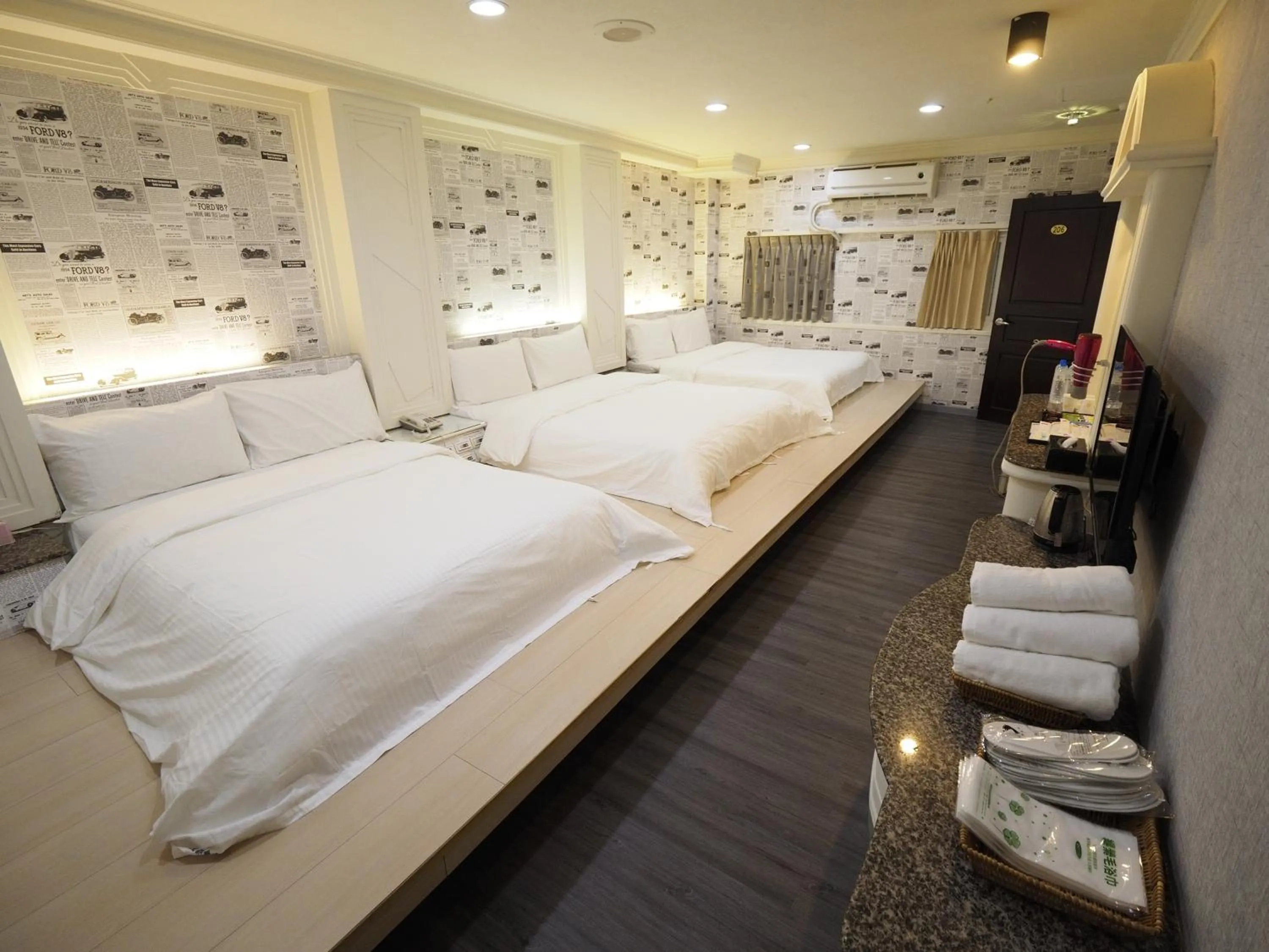 Bed in 合悅都會商旅 Heyue HOTEL