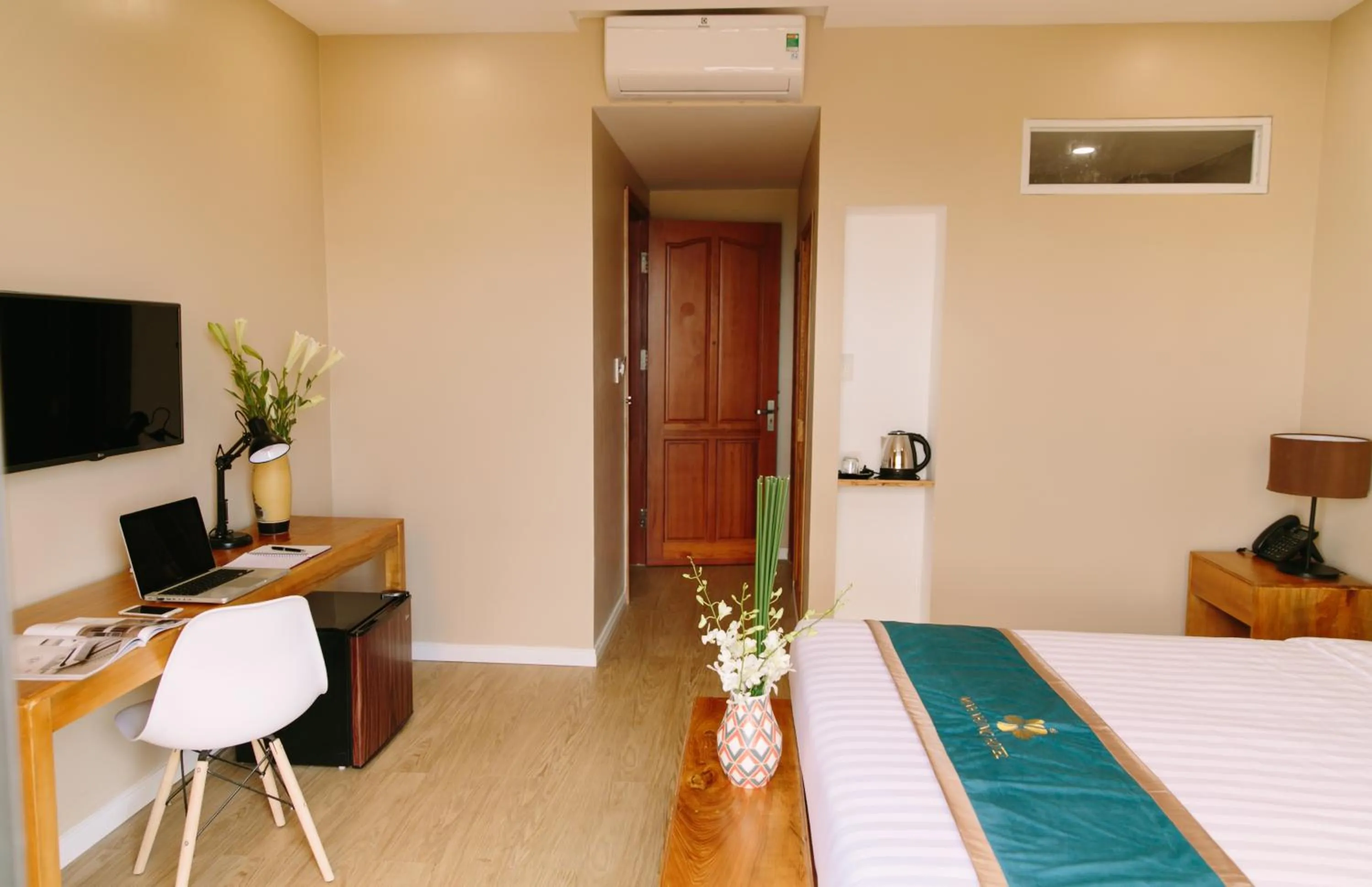 Bed in Minh Nhung Hotel