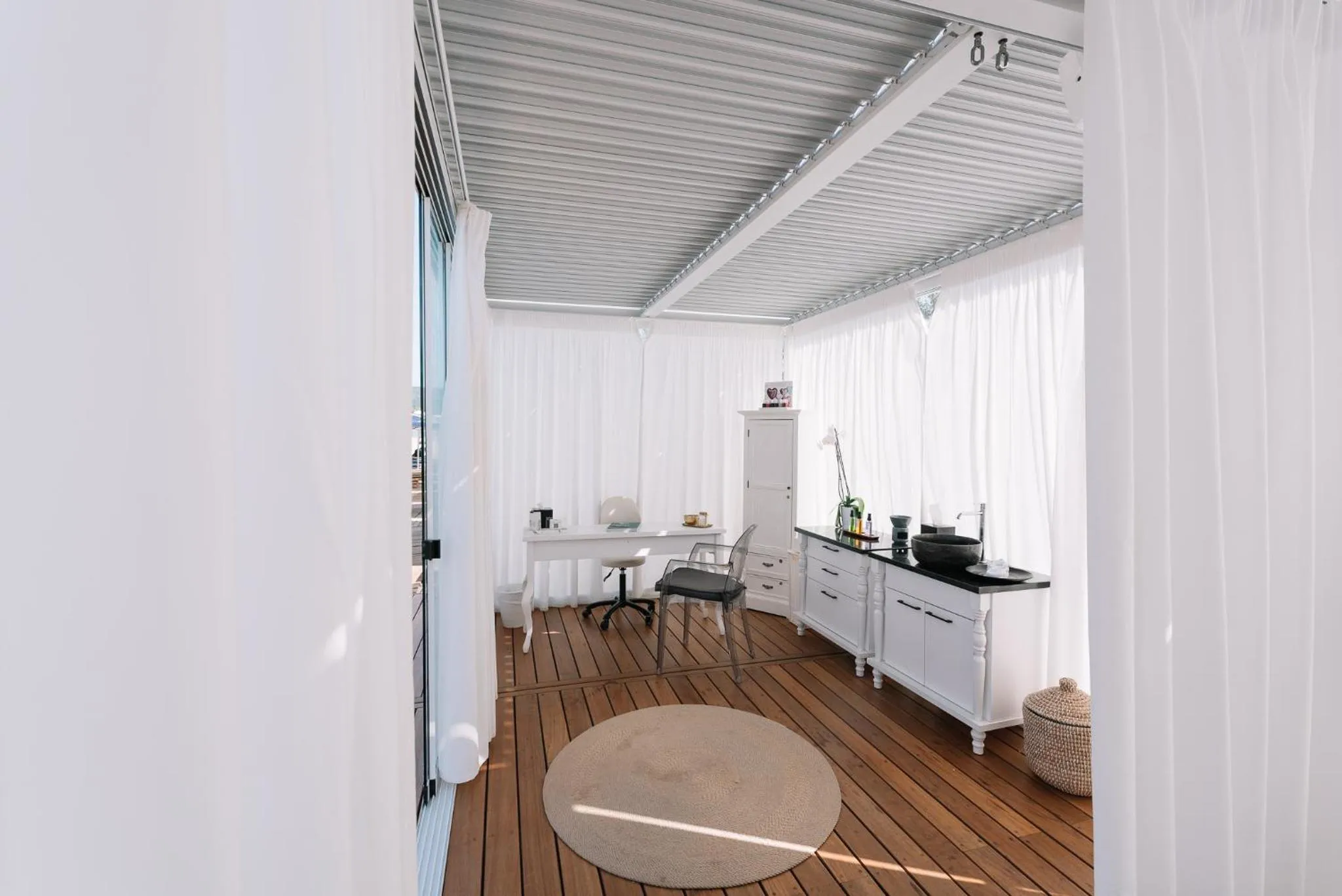 Massage in Avaton Luxury Beach Resort - Relais & Chateaux