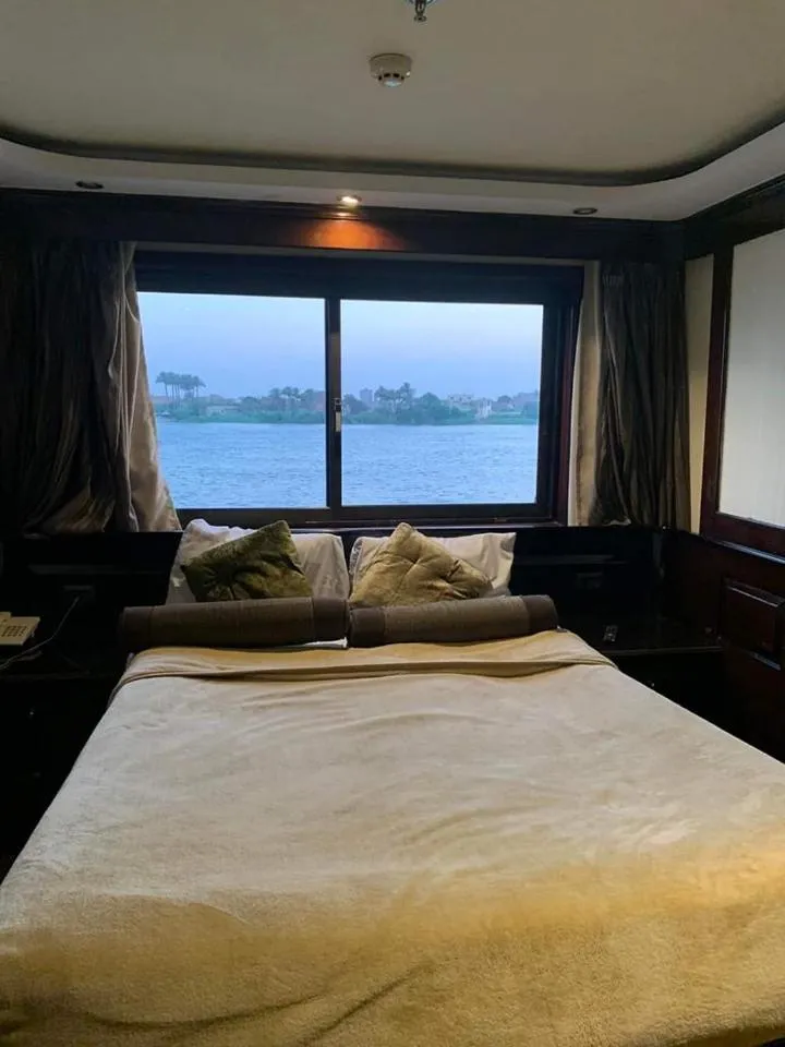 Bed in nile cruise king boat