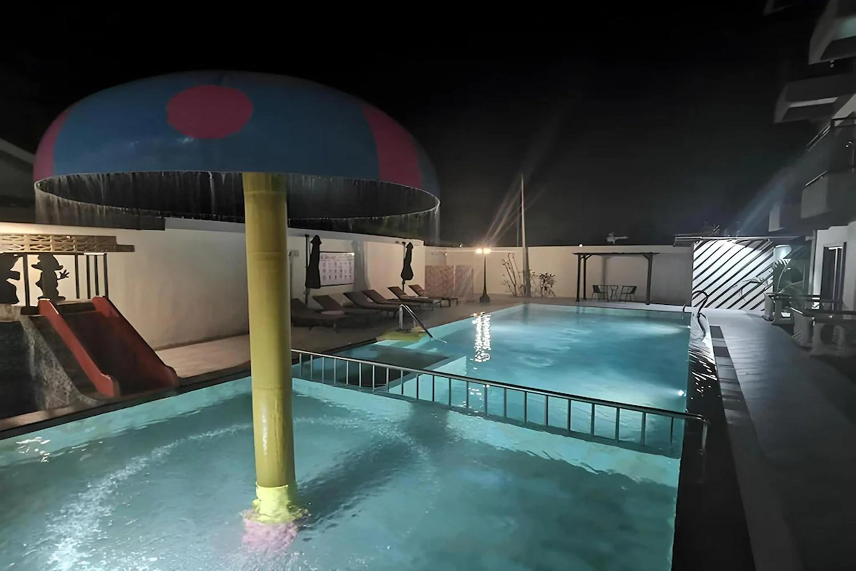 Swimming pool in Casa Idaman Motel Langkawi