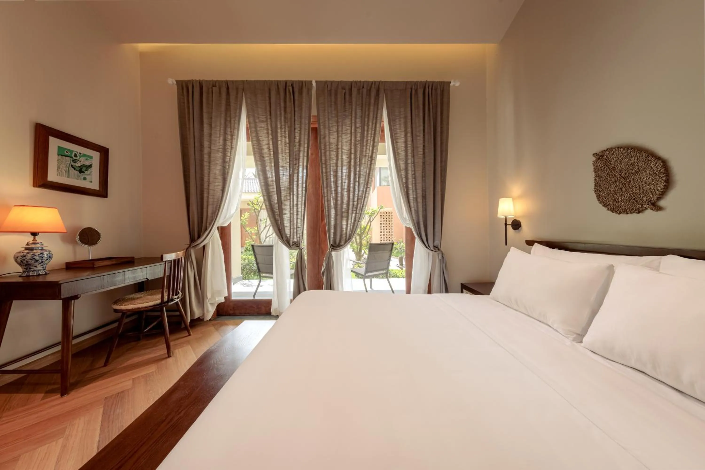 Photo of the whole room, Bed in La Sen Village