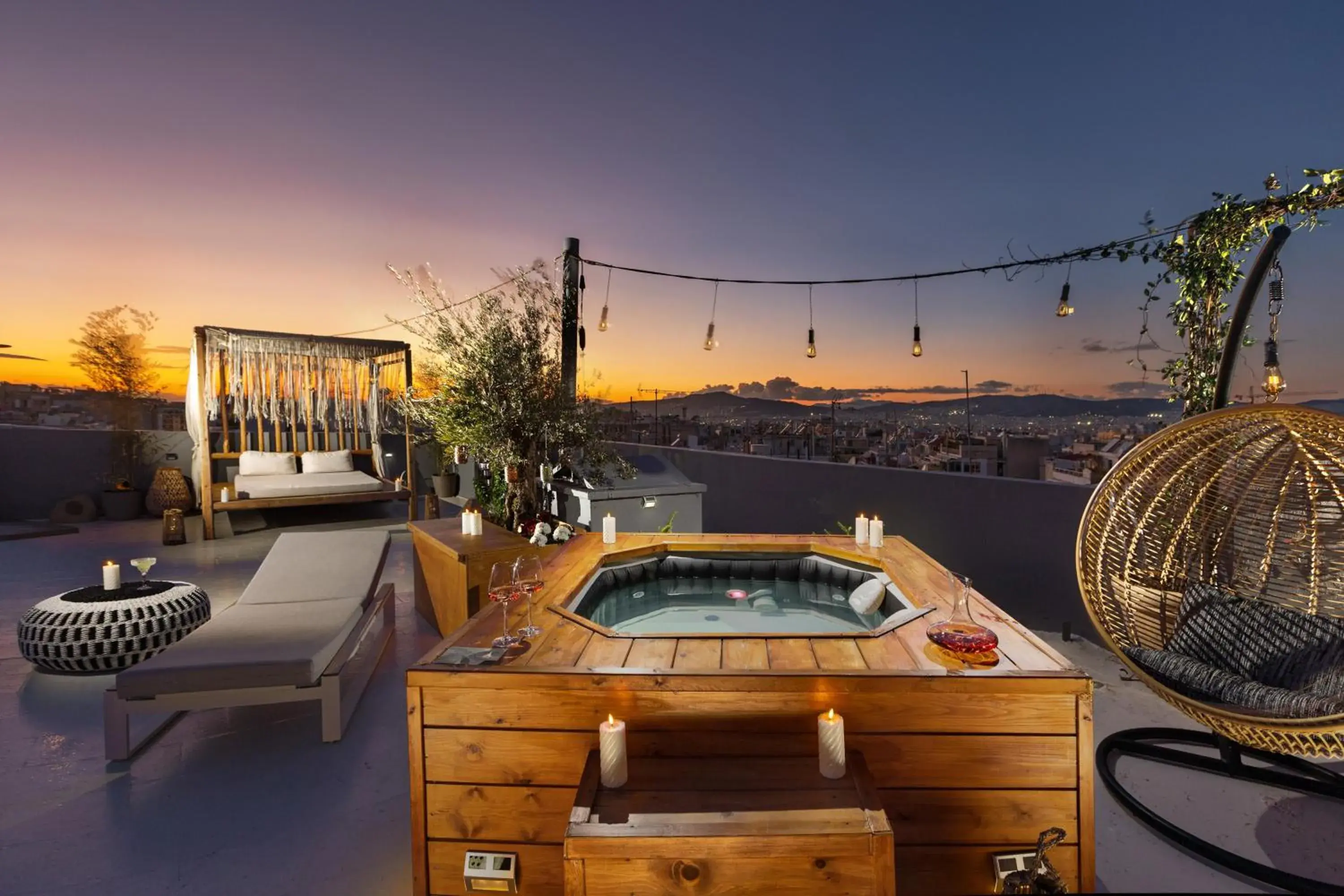 The Square Hotel by X&N The Square Hotel by X&N