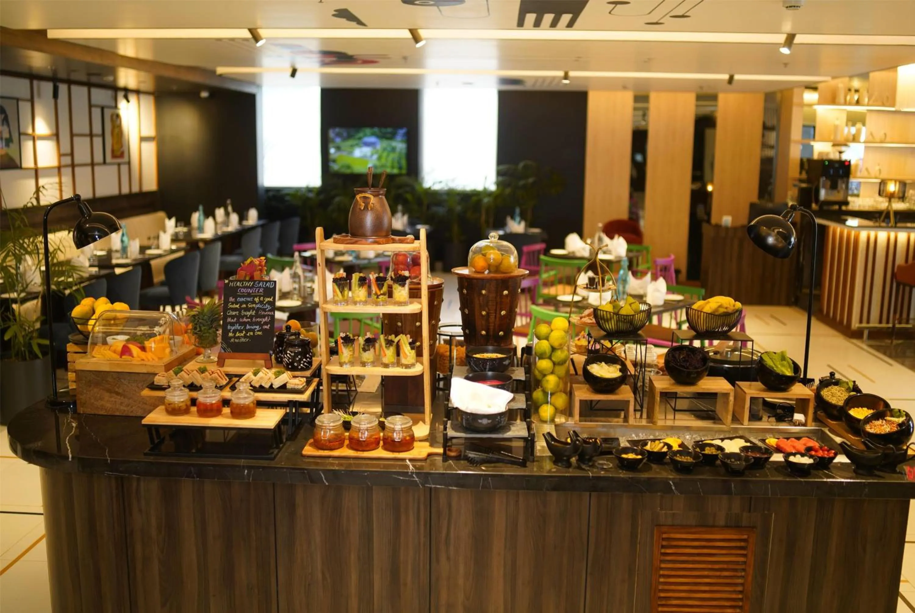 Restaurant/places to eat in Ramada Encore by Wyndham Chandigarh Zirakpur