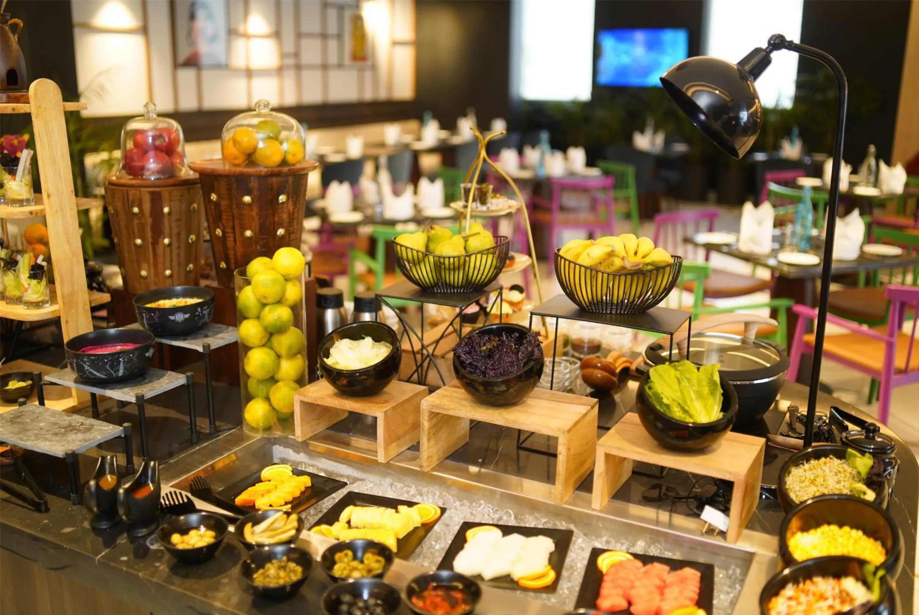 Restaurant/places to eat in Ramada Encore by Wyndham Chandigarh Zirakpur