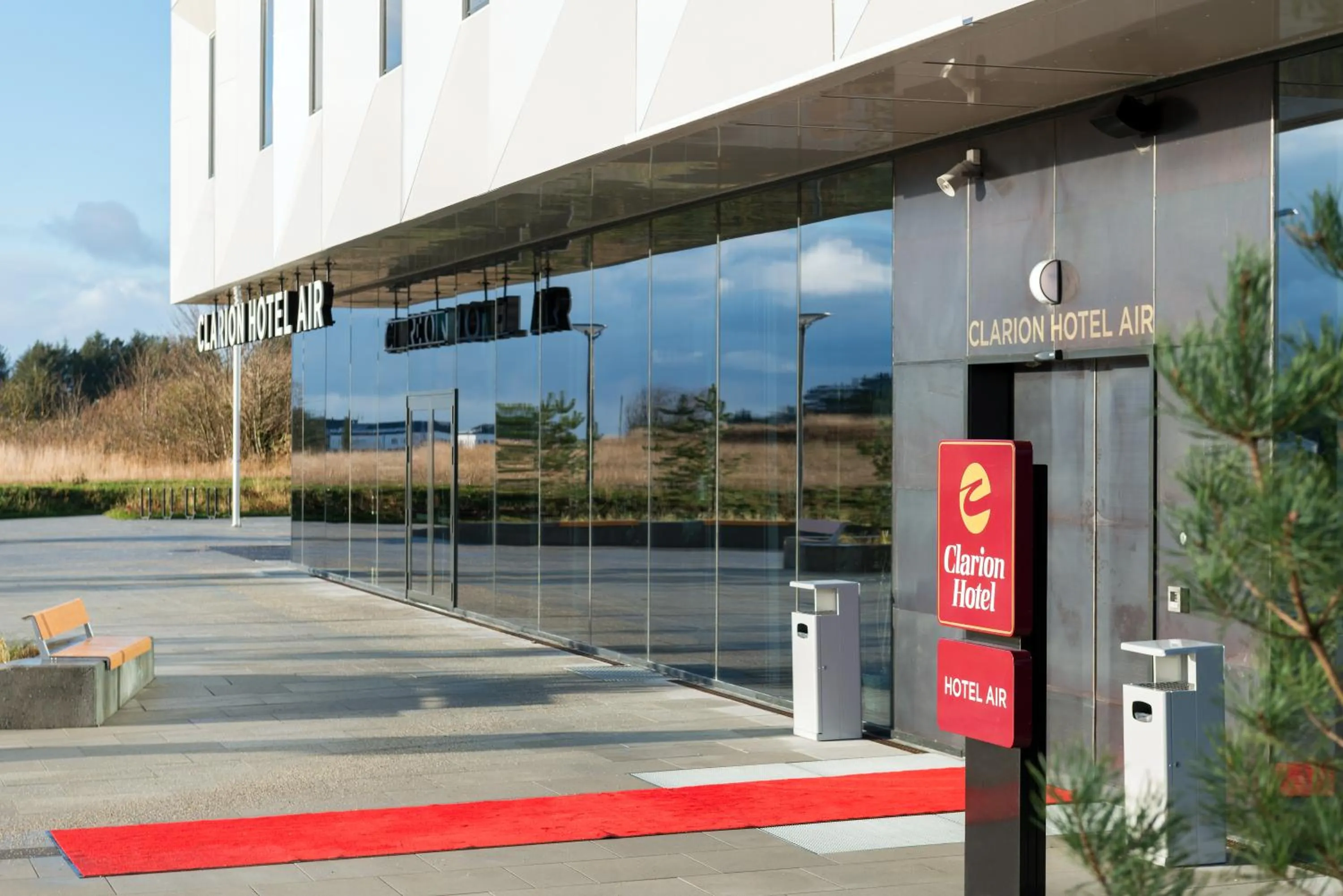 Facade/entrance in Clarion Hotel Air