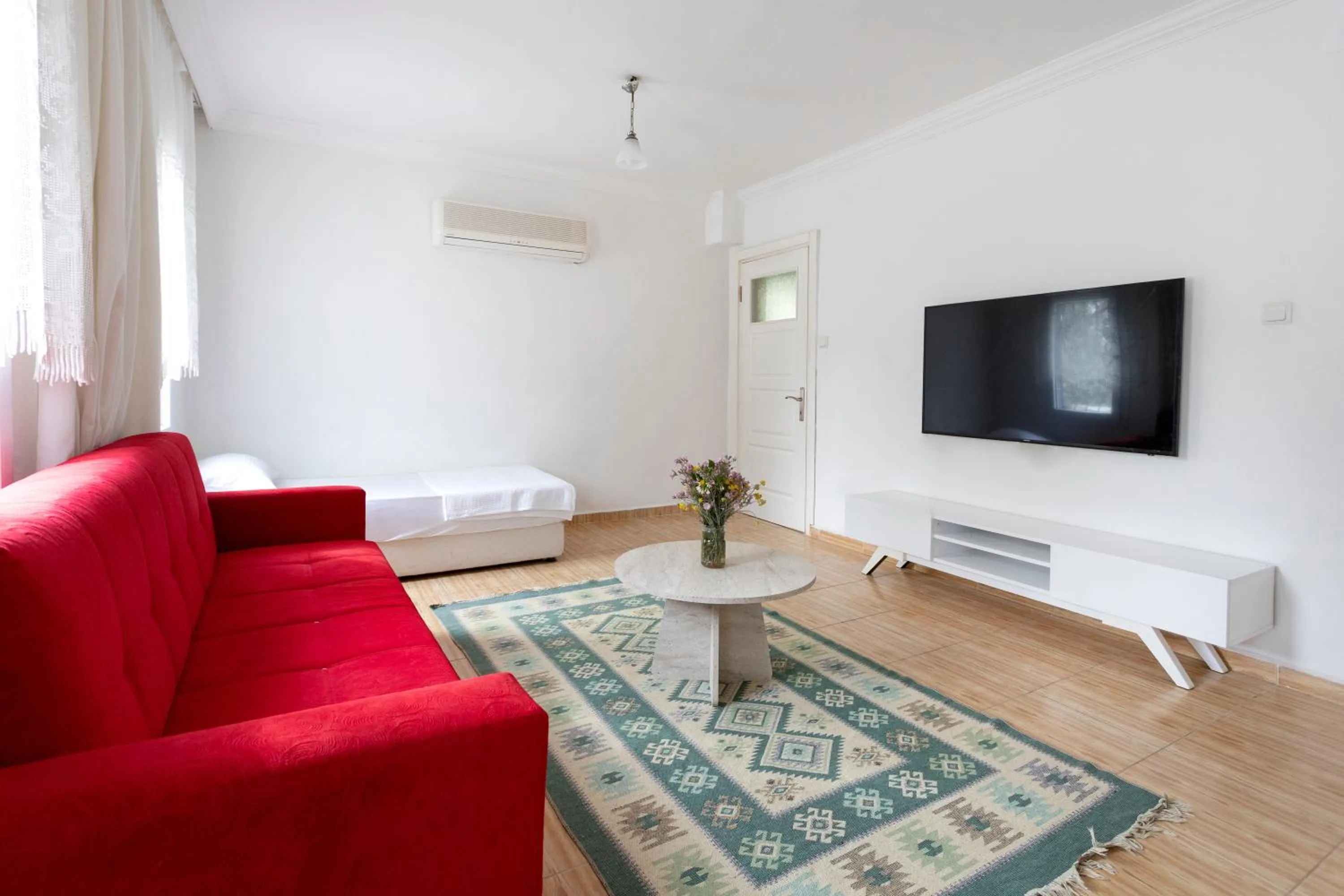 TV and multimedia in Kaya Apart Datca