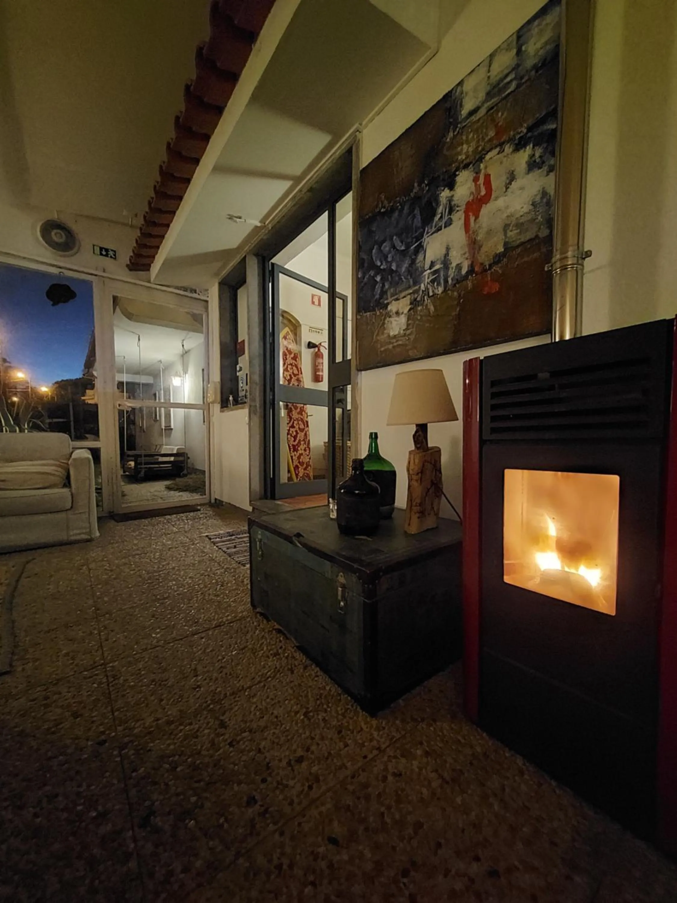 Winter in Moby Dick Lodge Cascais