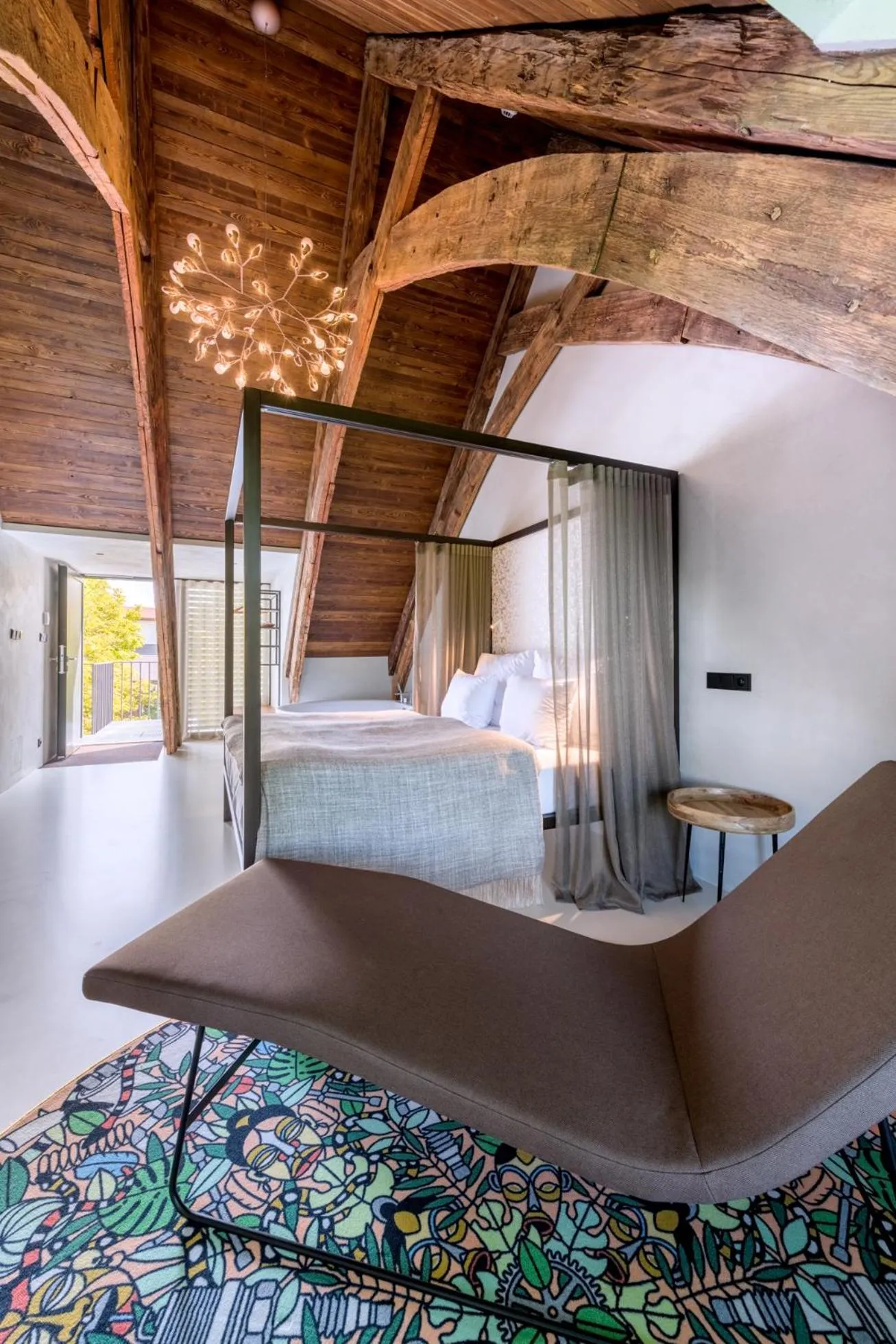 Photo of the whole room, Bed in Yard Resort