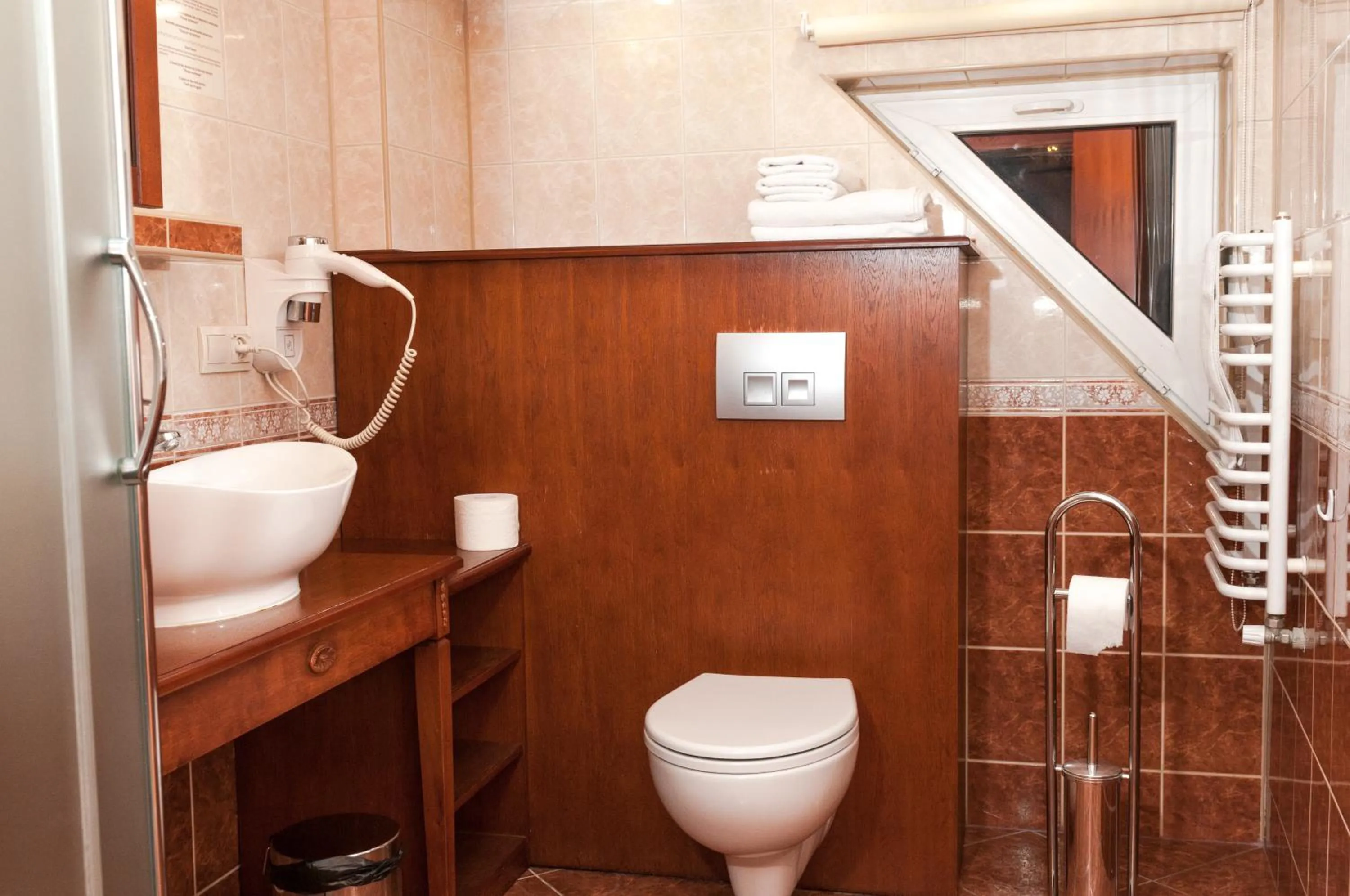 Toilet in Hotel Korona