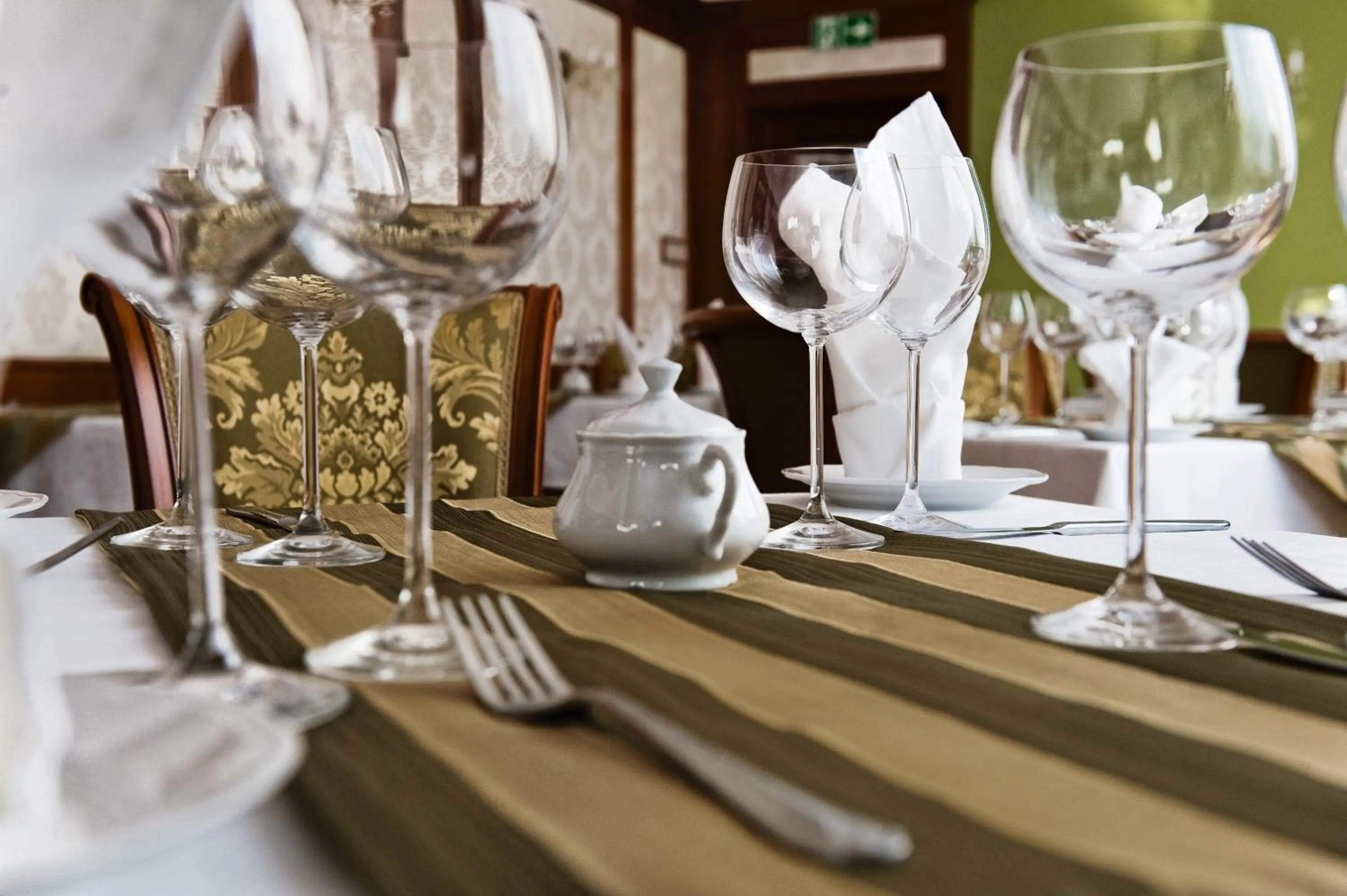 Restaurant/places to eat in Hotel Korona