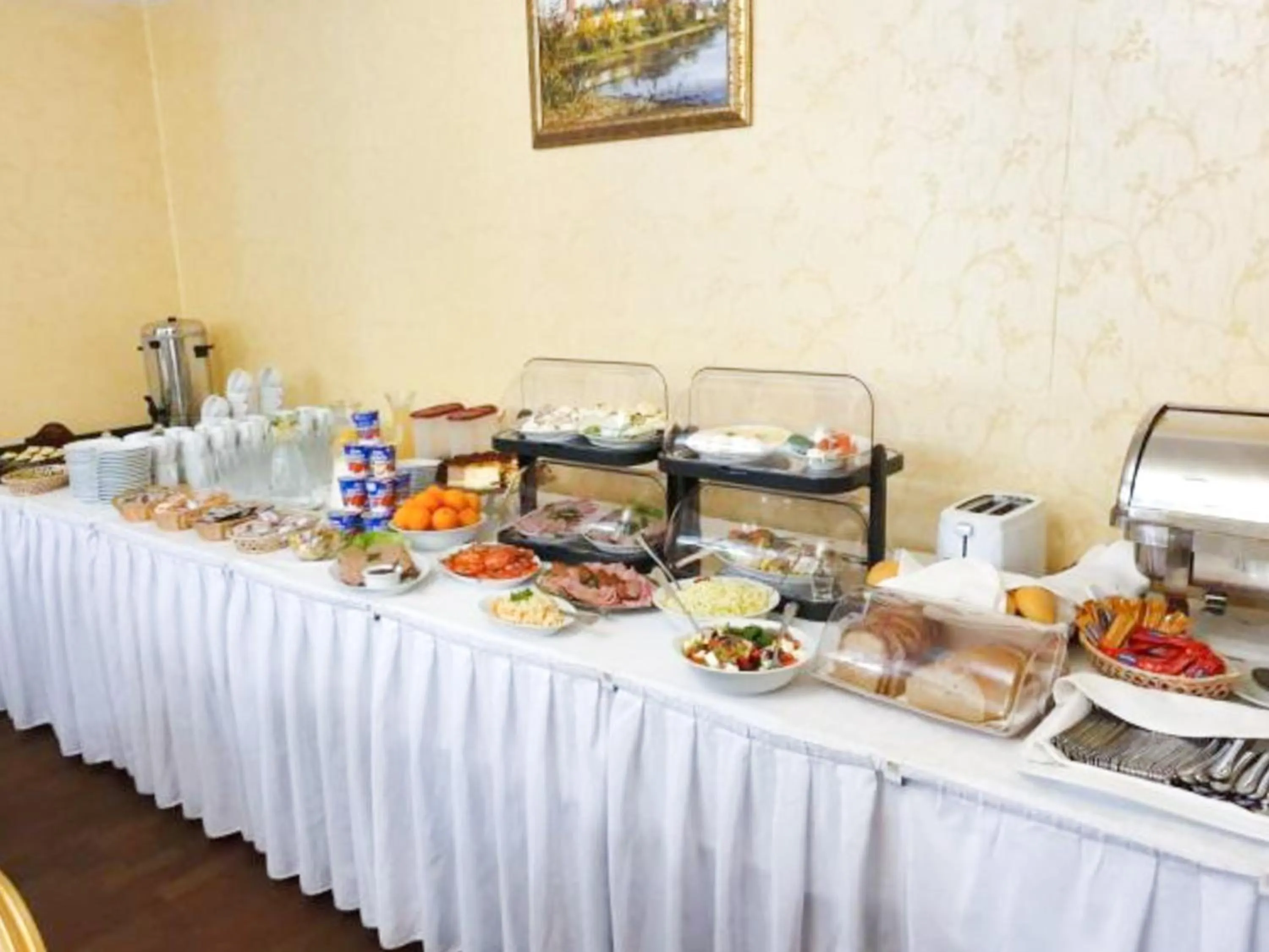 Food and drinks in Hotel Korona