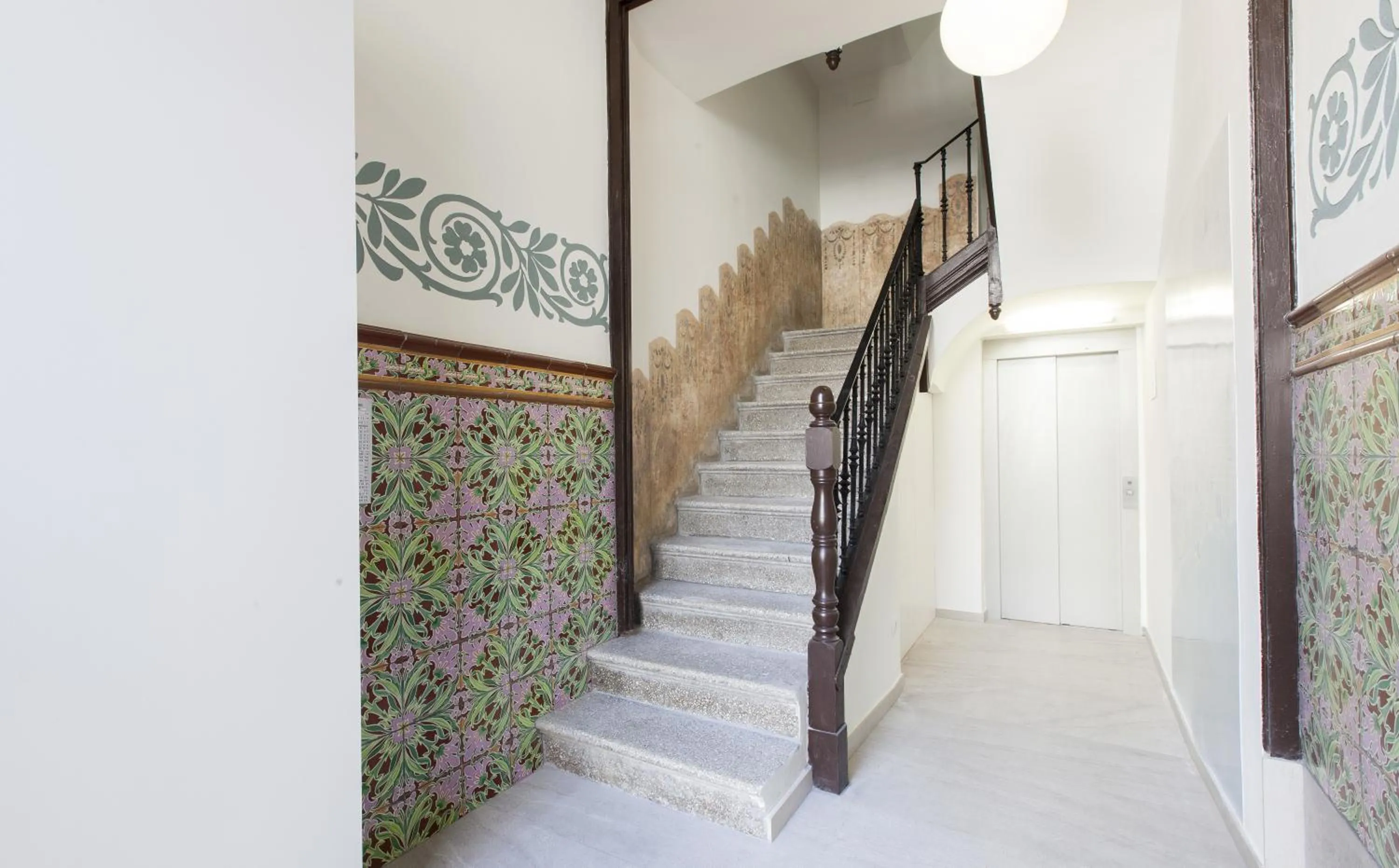 Property building in Aspasios Charming Flats