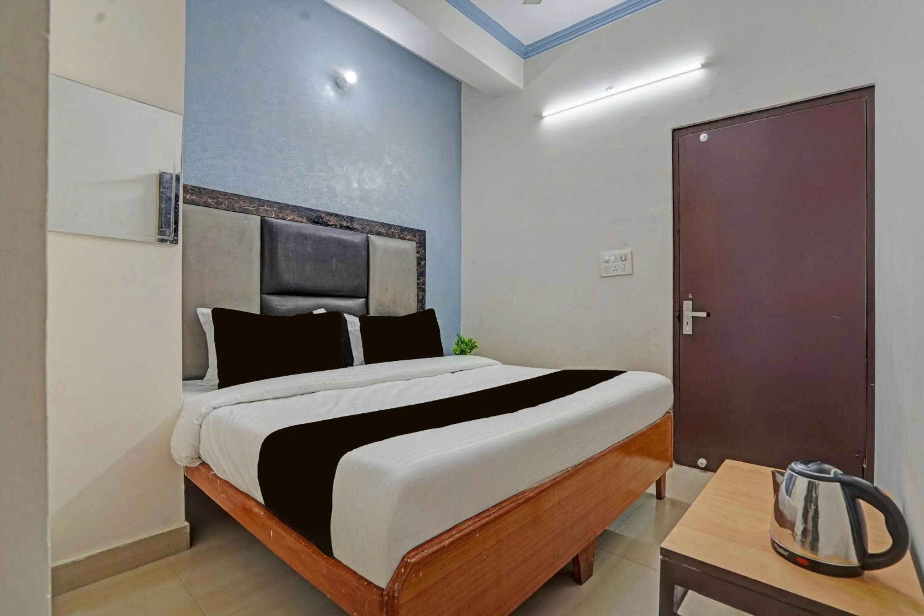 Super Hotel O Gopinath Temple Jaipur Formerly Deepak Inn