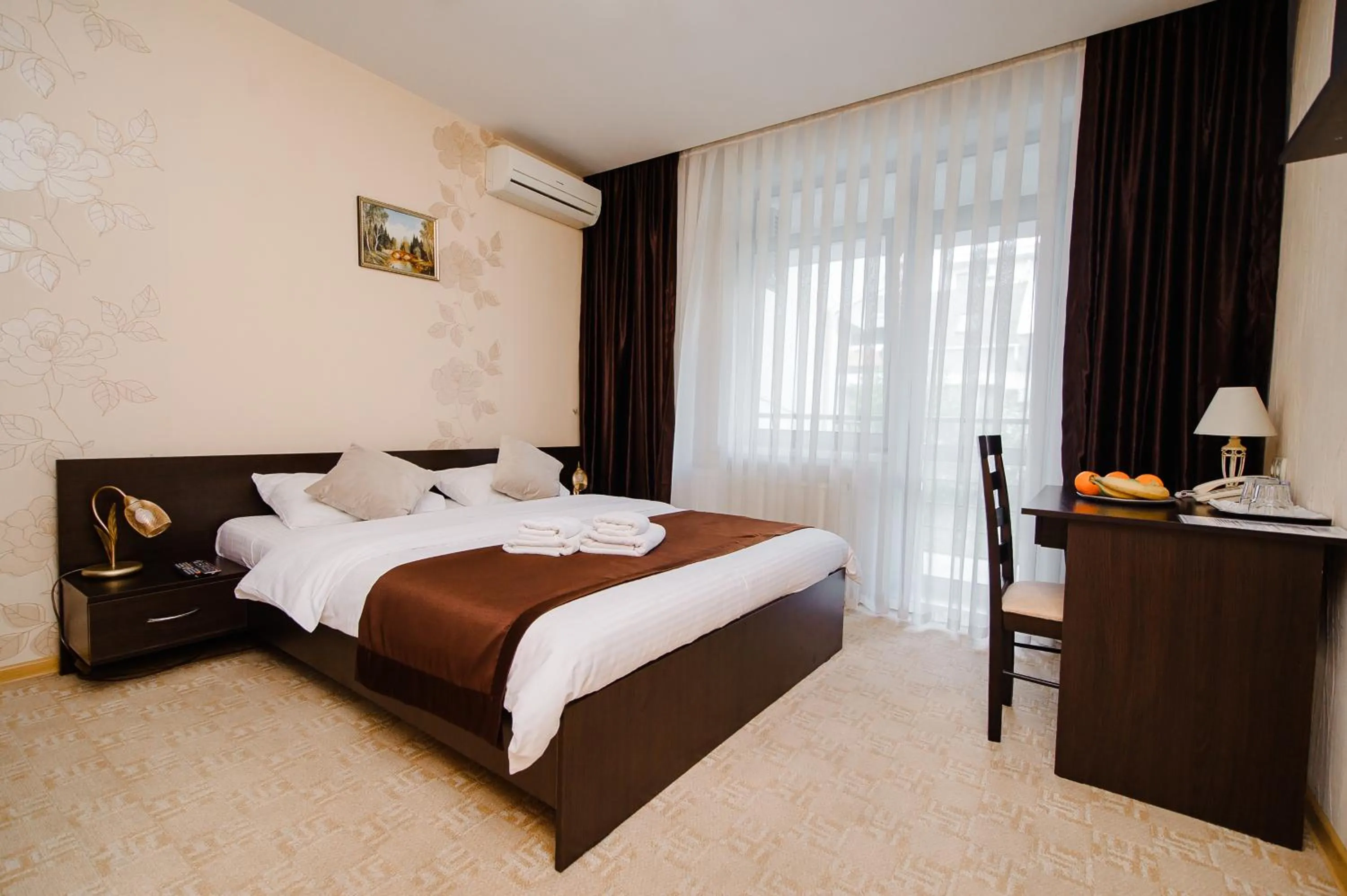 Photo of the whole room, Bed in TipTop Hotel CITY CENTER