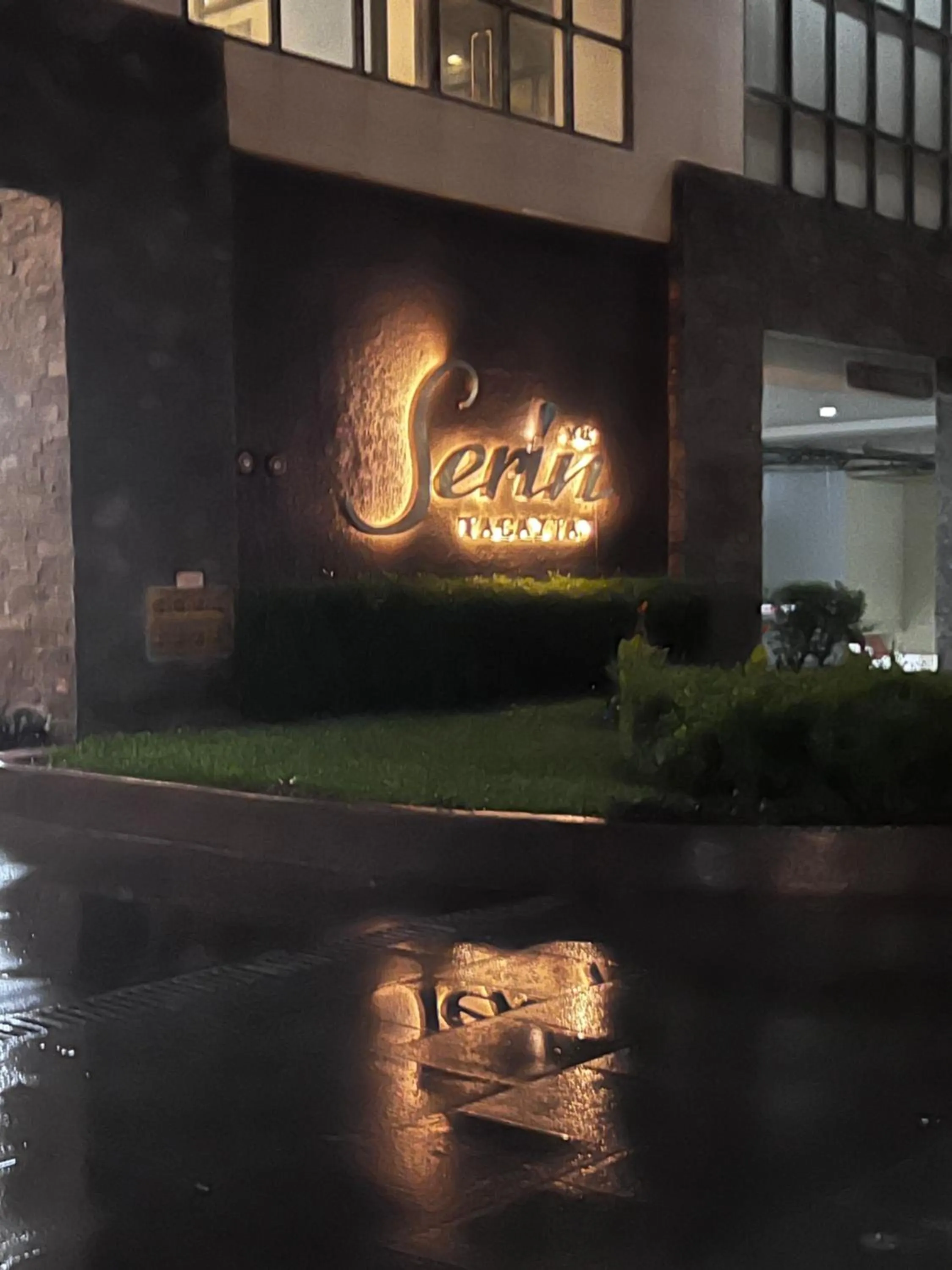 Property building in Family Haven Serin West Tagaytay - 6 Pax - Taal View - Full Kitchen - FAST Wi-Fi