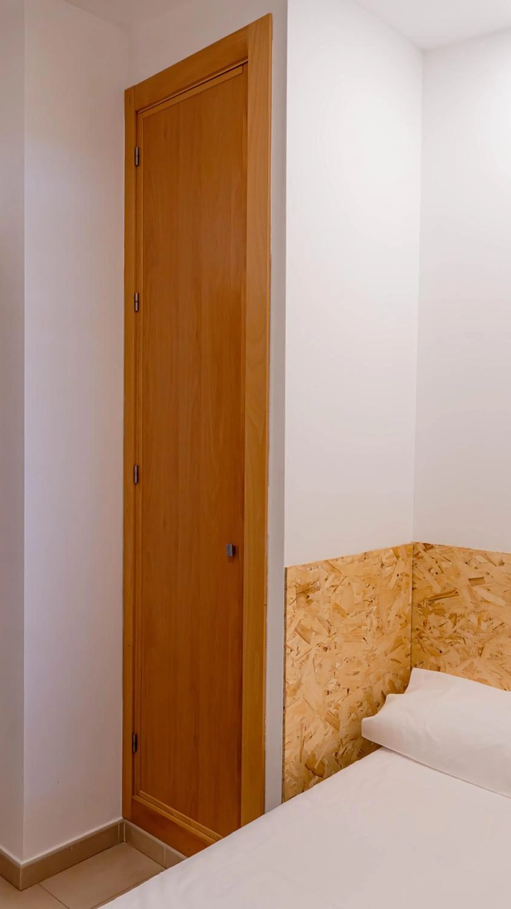 wardrobe, Bed in Albergue Las Salinas