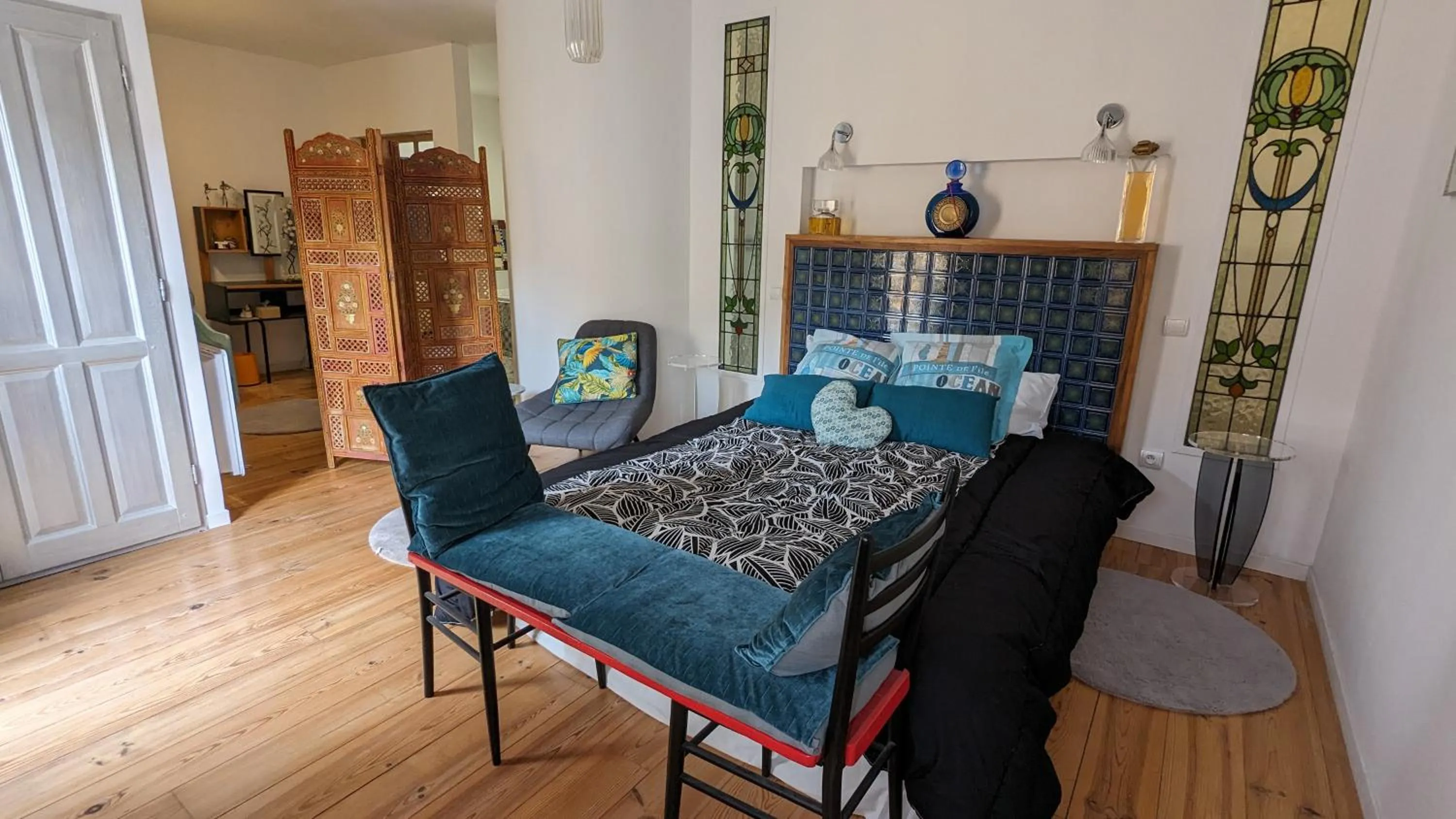 Bed in Chambre d'Hôtes La Grenade Bleue