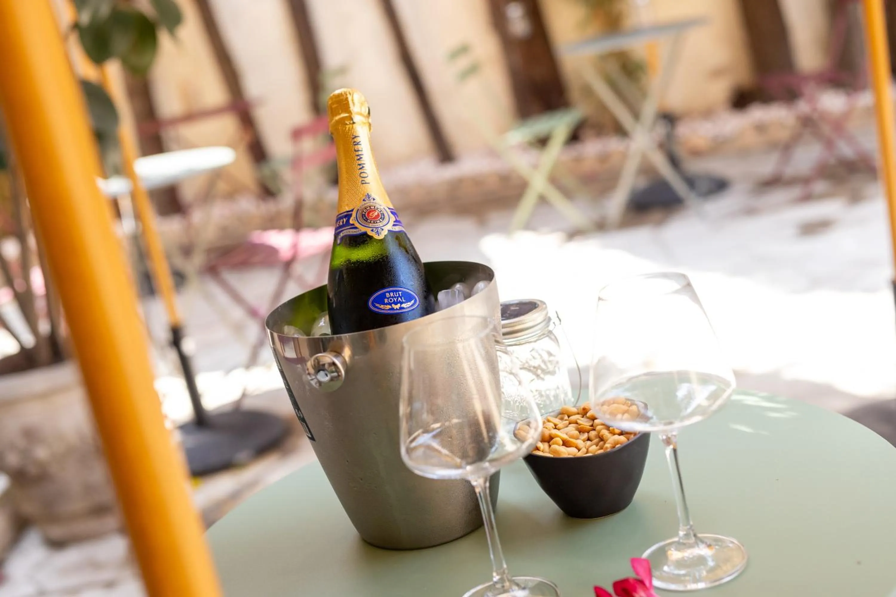 Garden in Hôtel Lou Juan