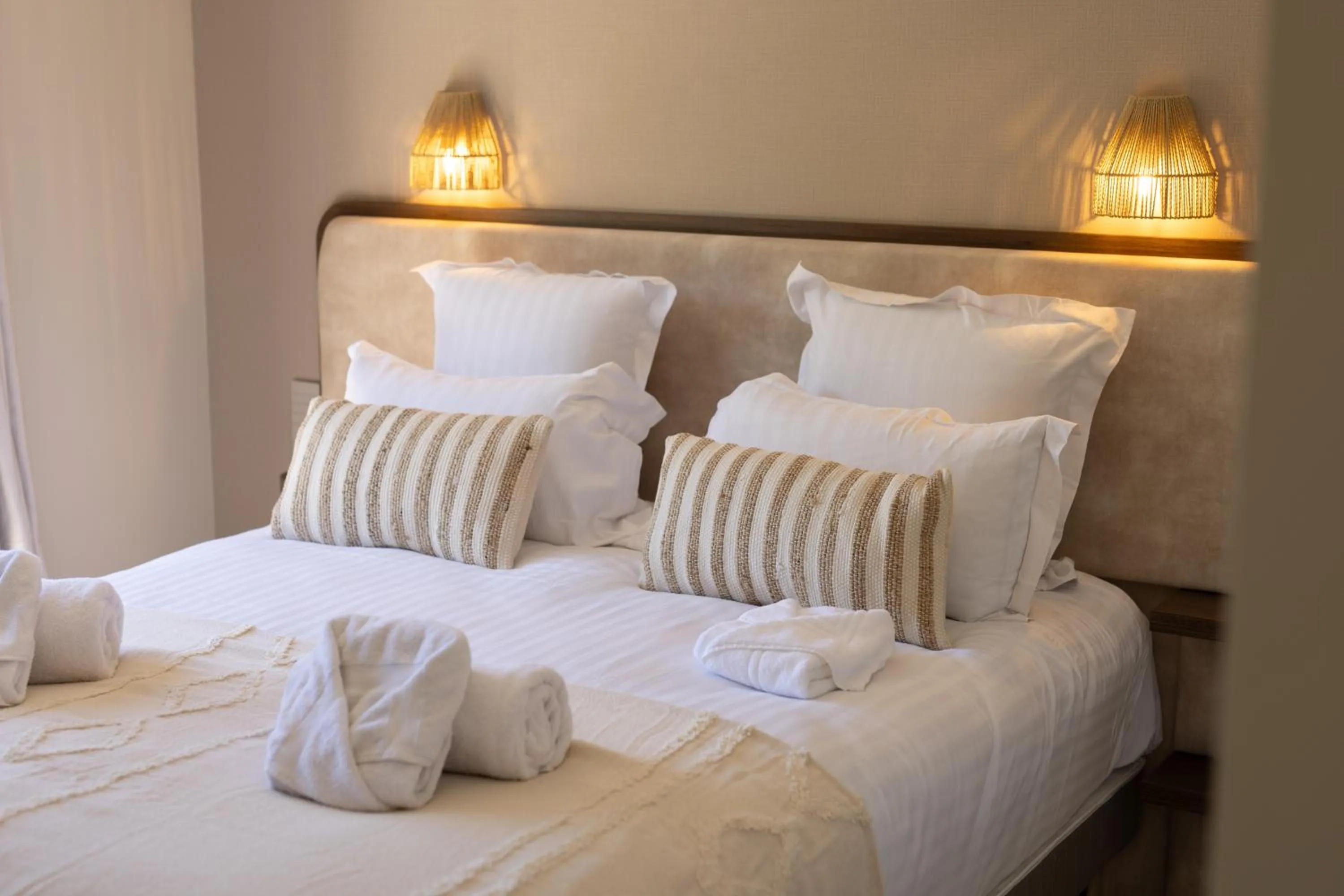 Bed in Hôtel Lou Juan