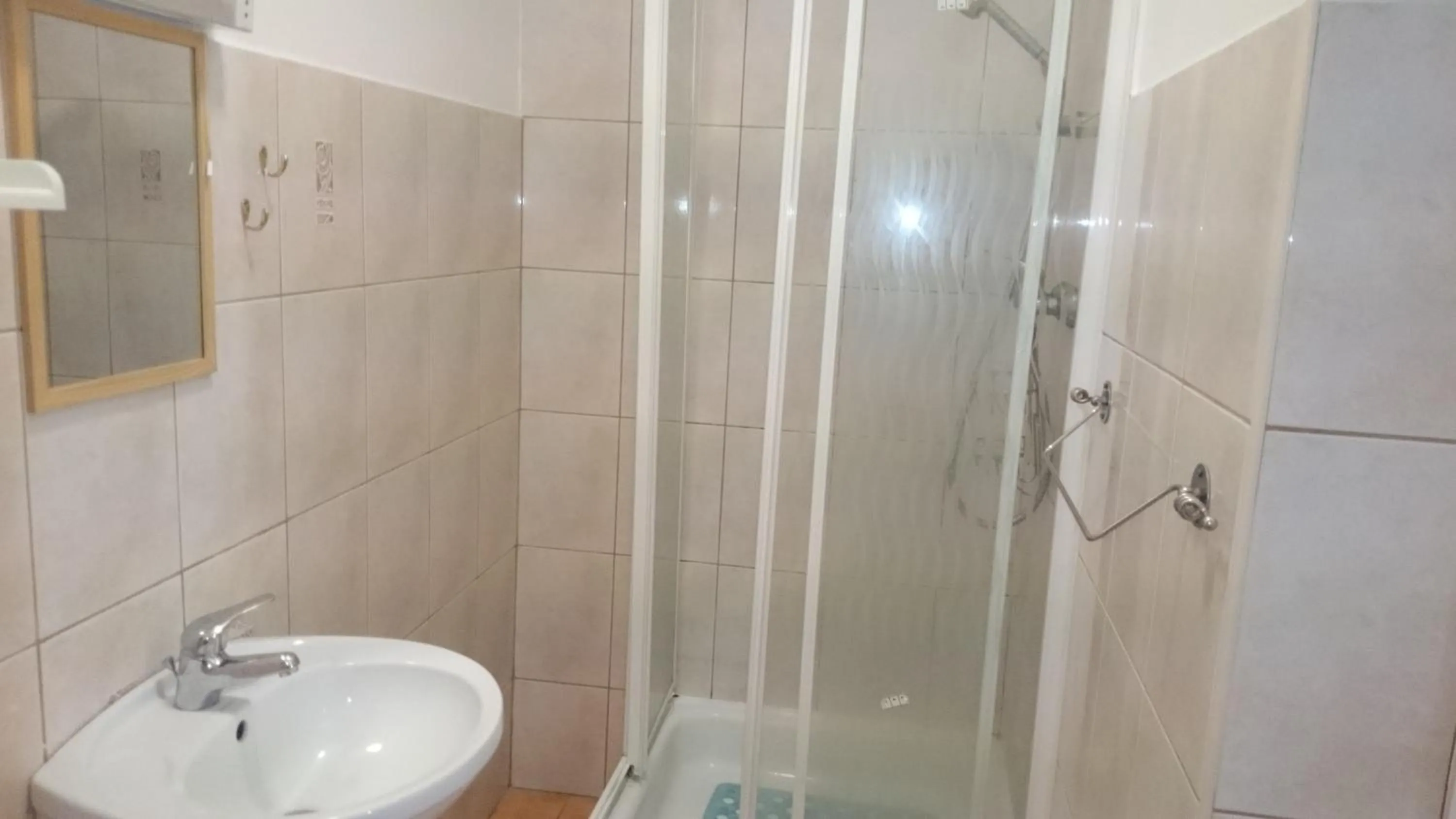 Bathroom in Tulip Hotel Blackpool