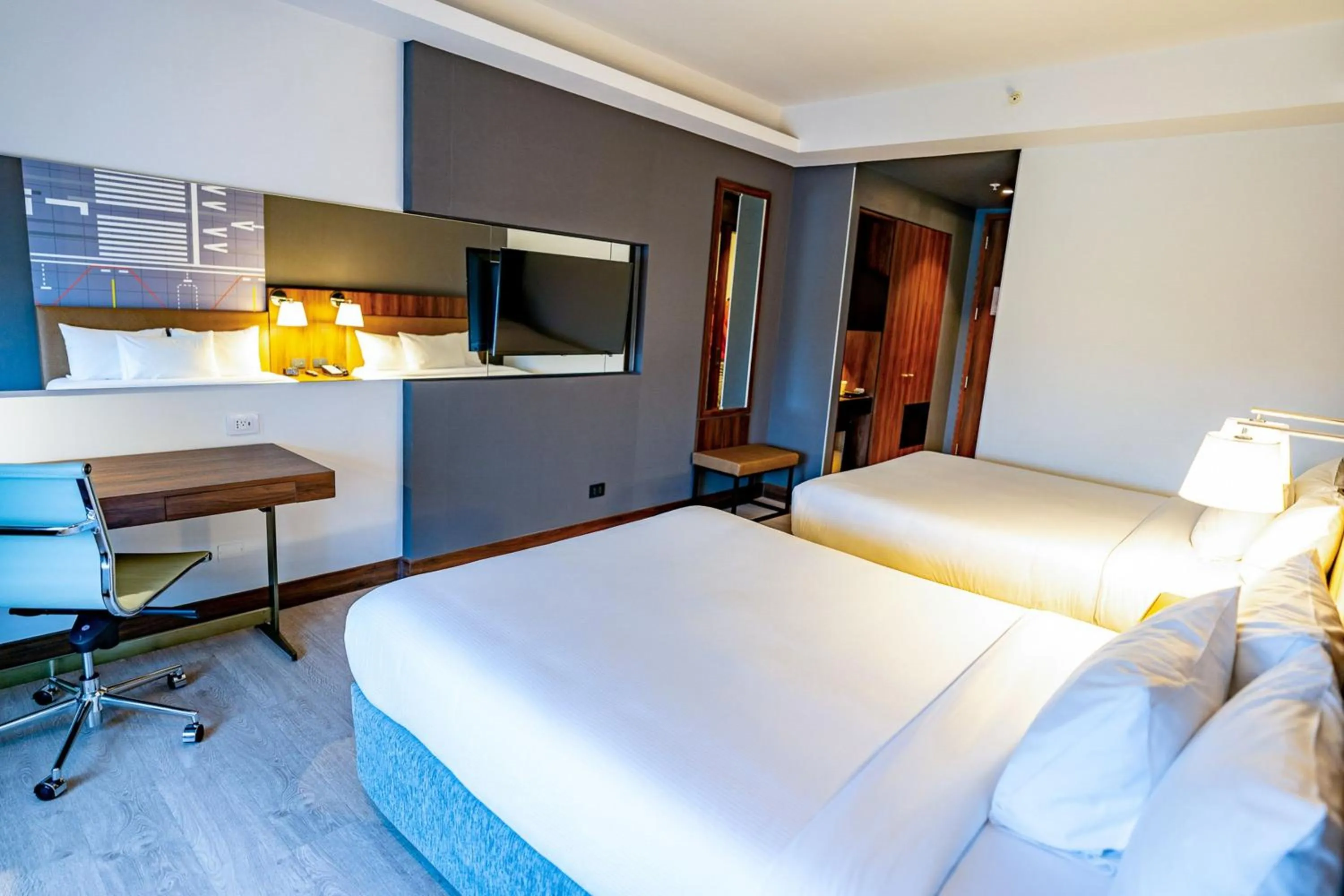 Photo of the whole room, Bed in Courtyard by Marriott Santiago Airport