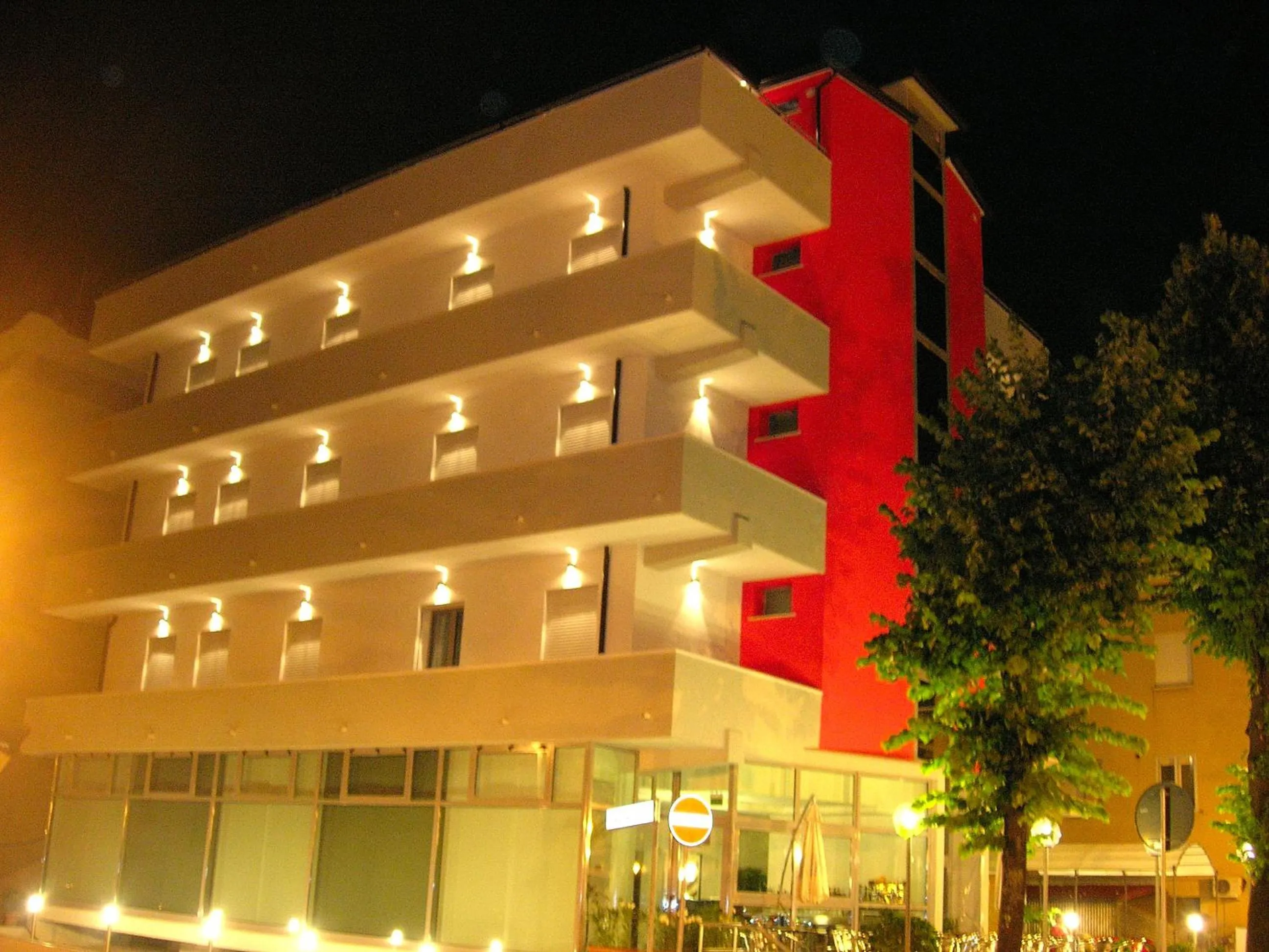 Property building in Hotel Etoile