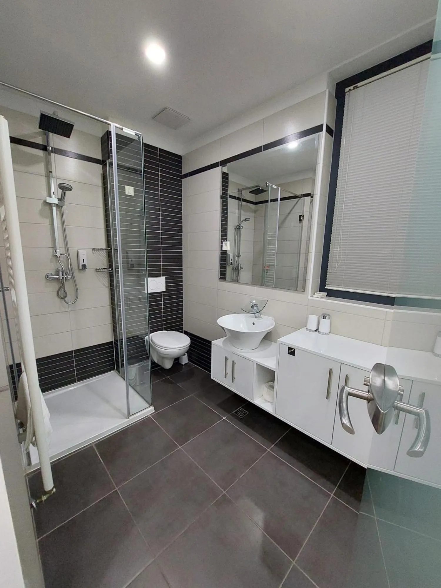 Bathroom in The Hotel National