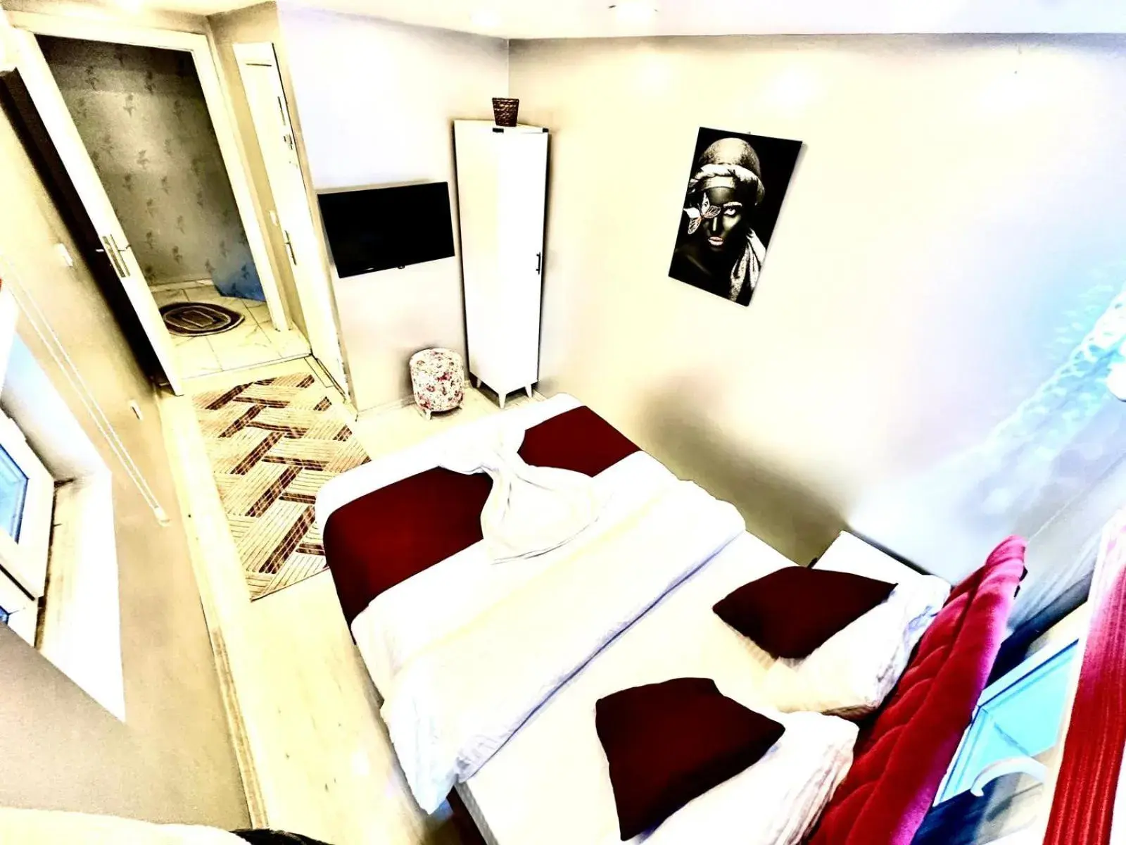 Budget Single Room - single occupancy in Taksim Luxury Capital Hotel Budget Single Room - single occupancy in Taksim Luxury Capital Hotel