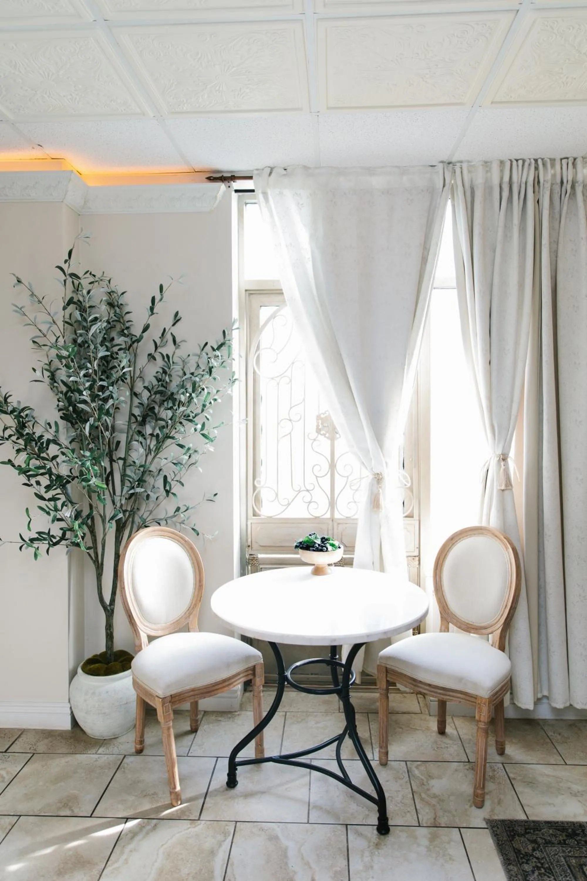 5th East Hall Bed & Breakfast