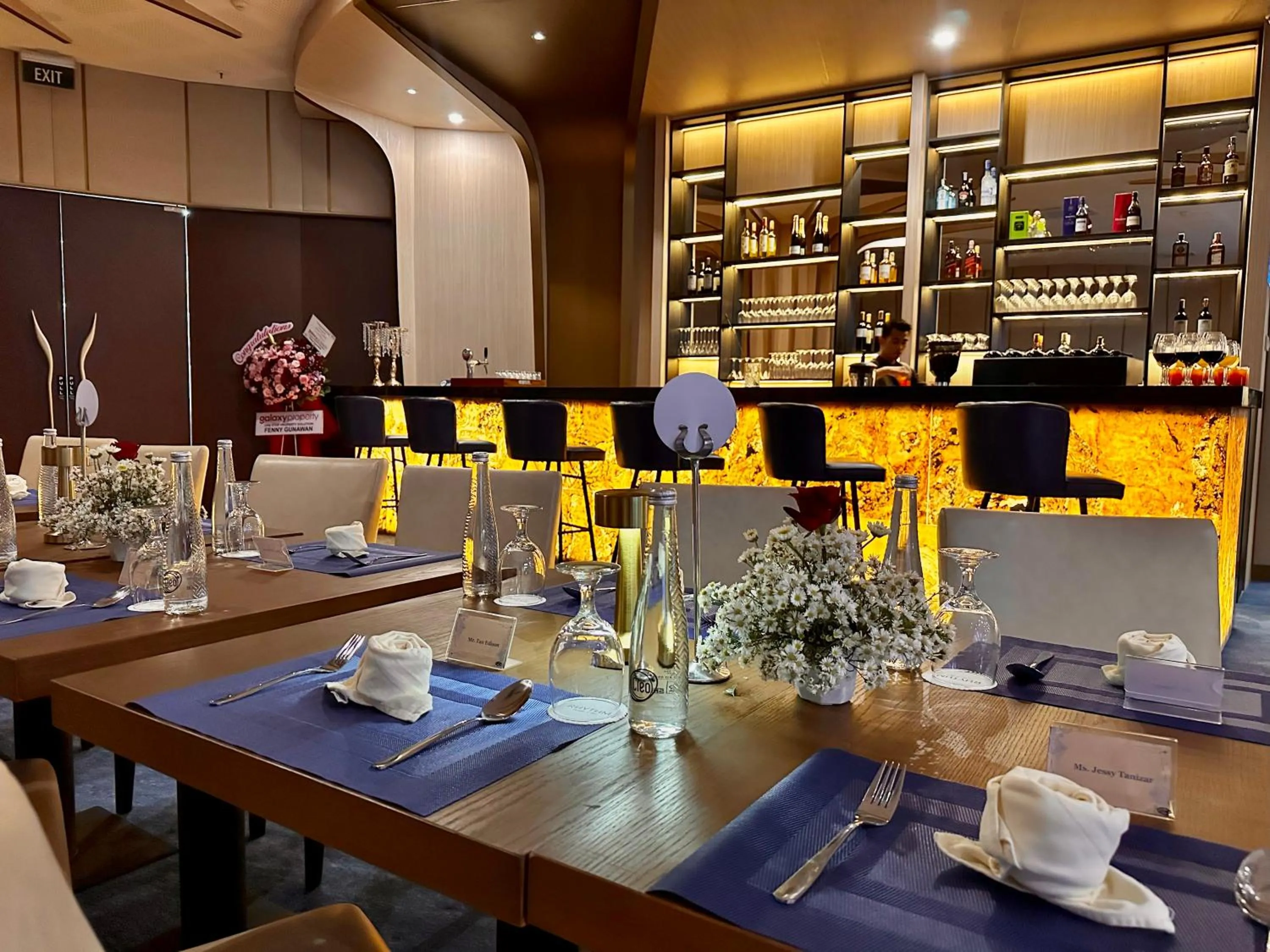 Lounge or bar in Grand Whiz Hotel Praxis Surabaya