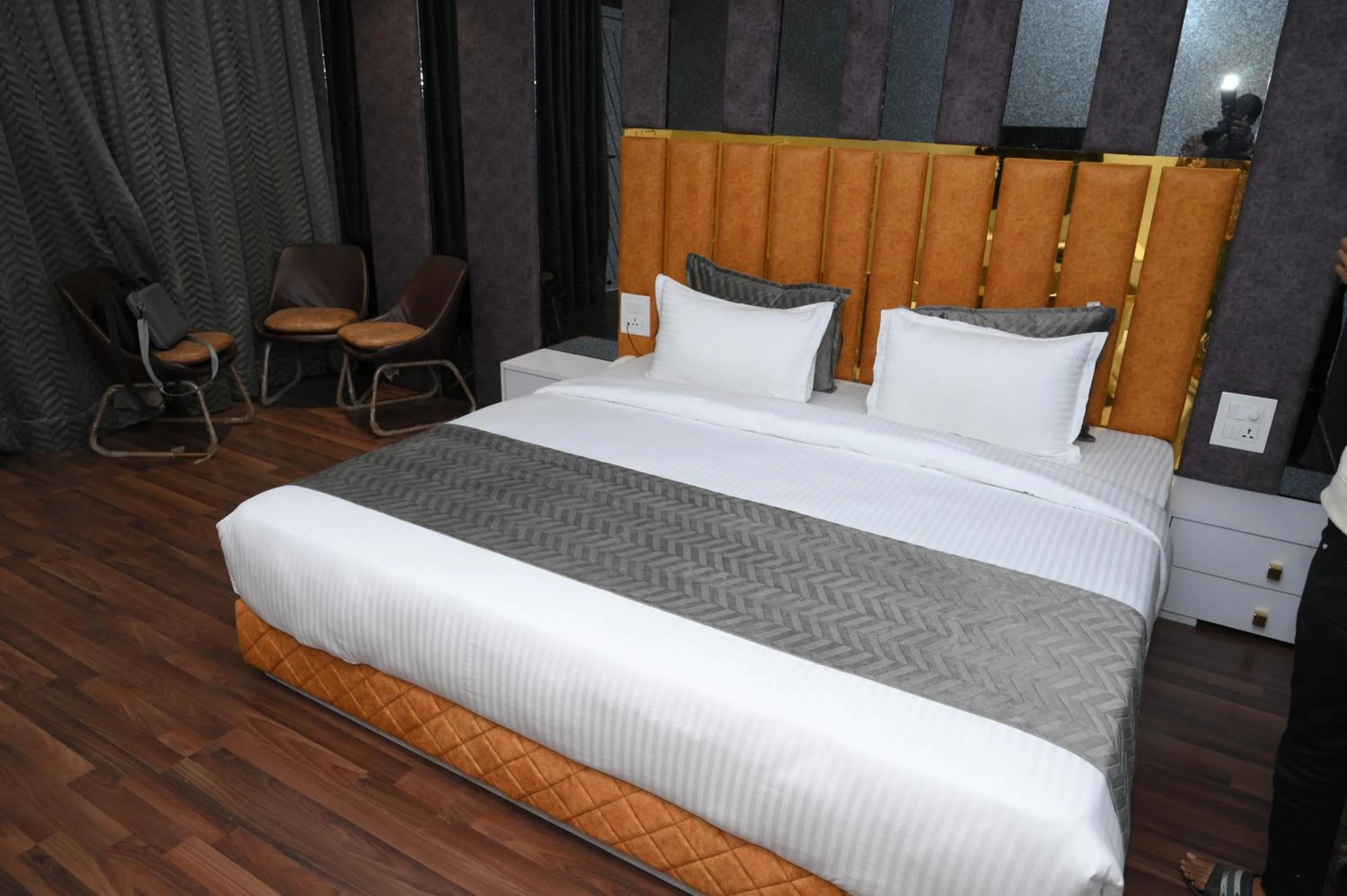 Parim Park Resort & Suites