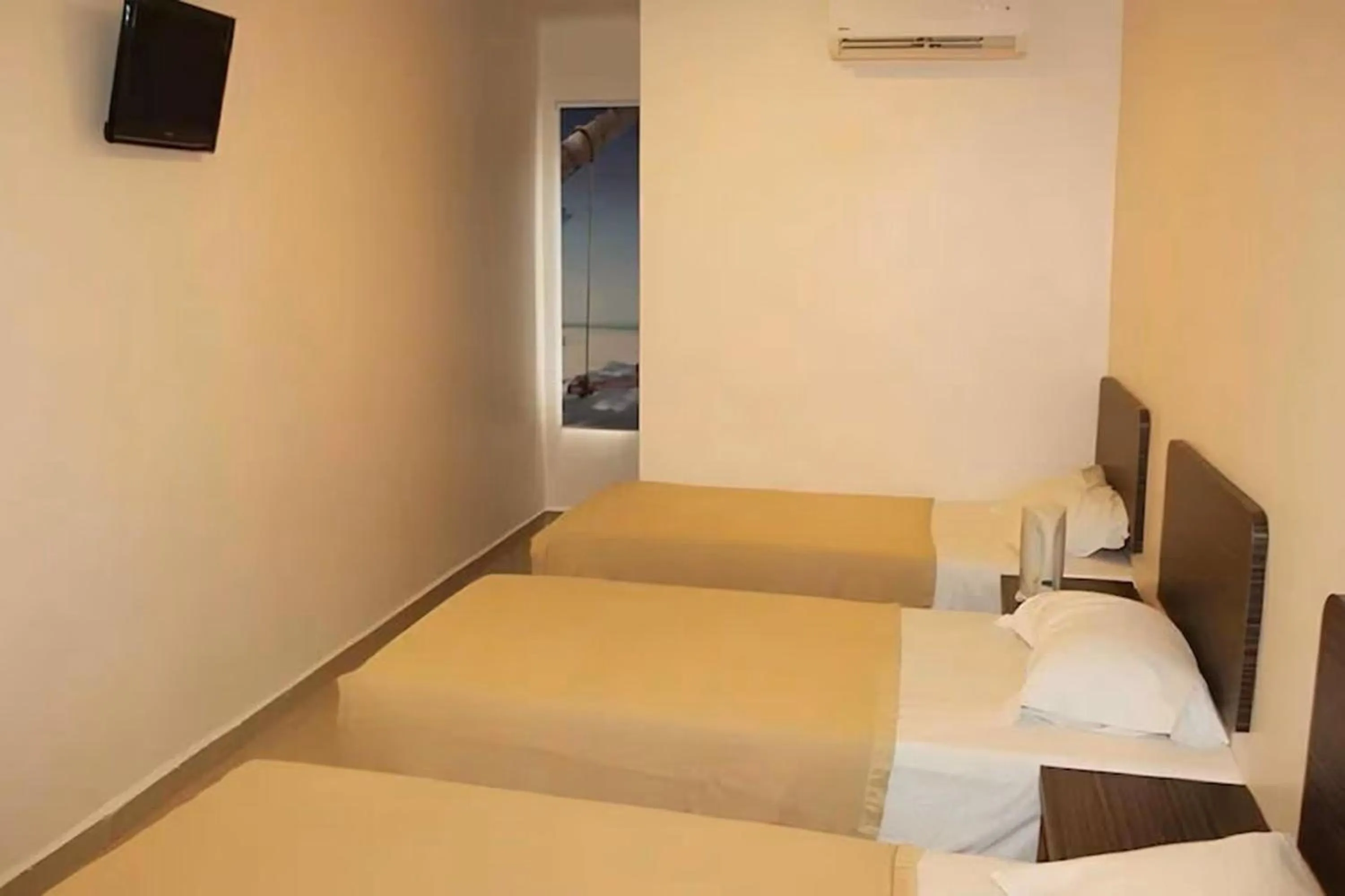 Bed in Hotel D Lima Inn Langkawi