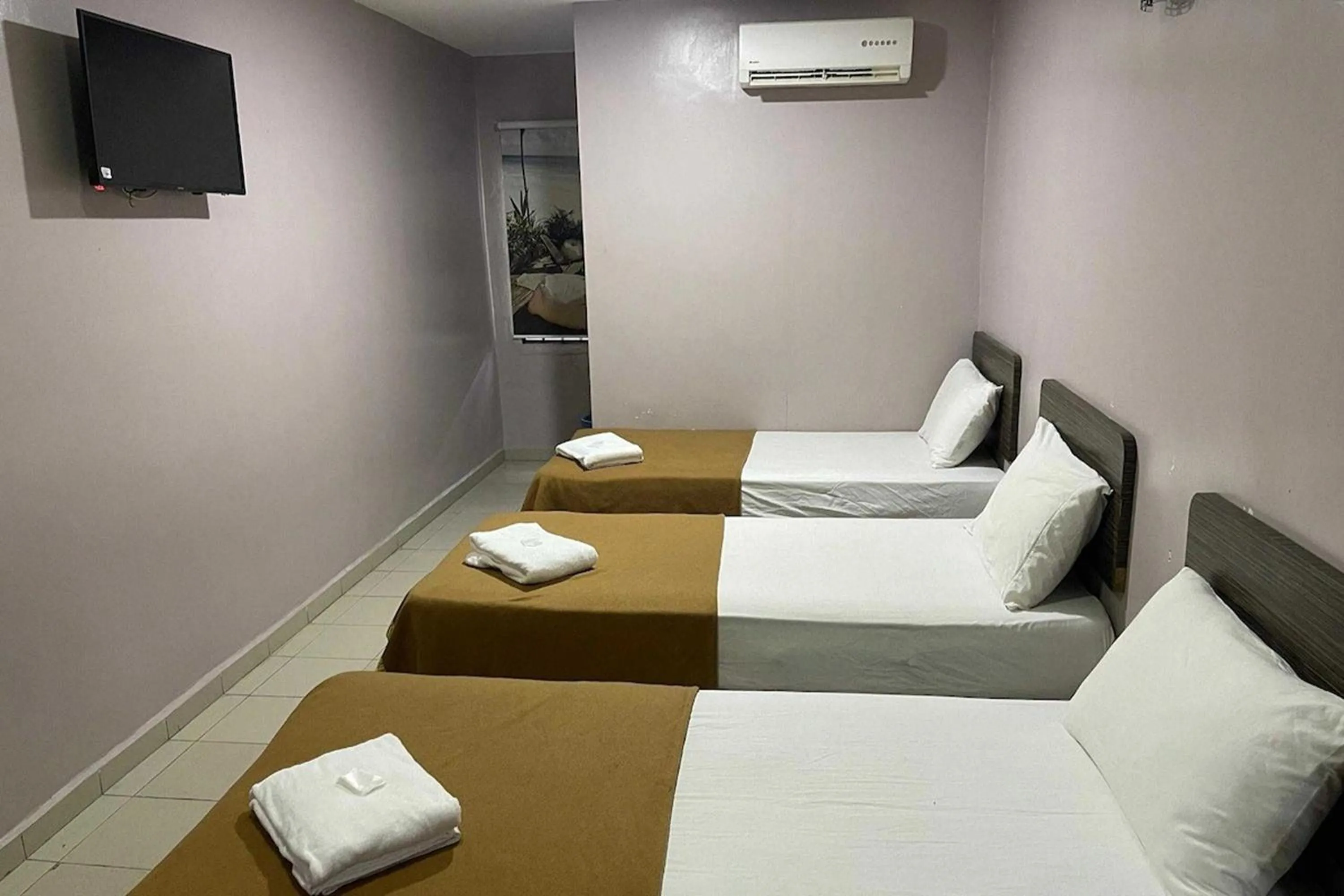 Bedroom in Hotel D Lima Inn Langkawi