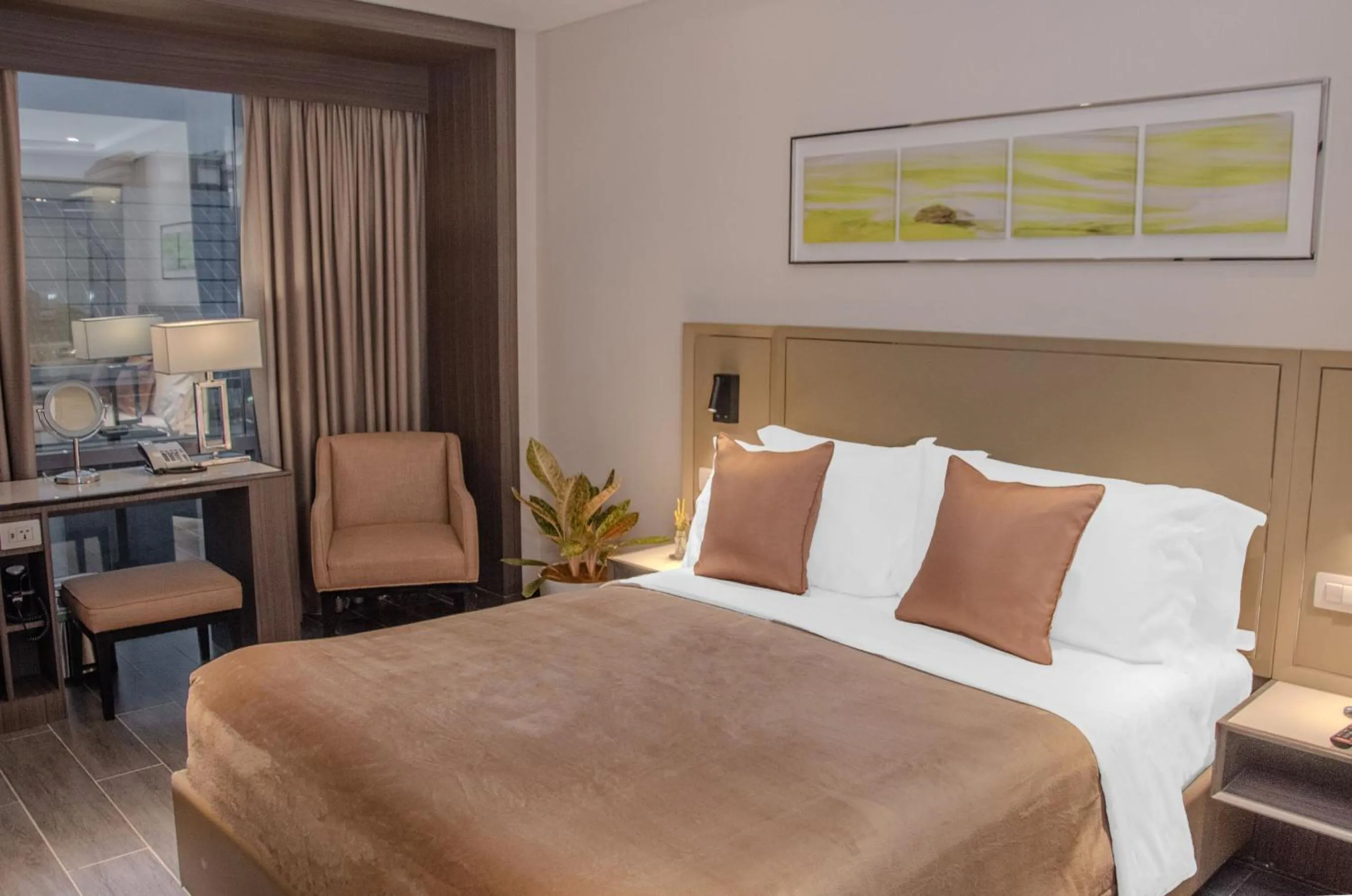 Bed in Newport Stay by Runway Manila & Attractions