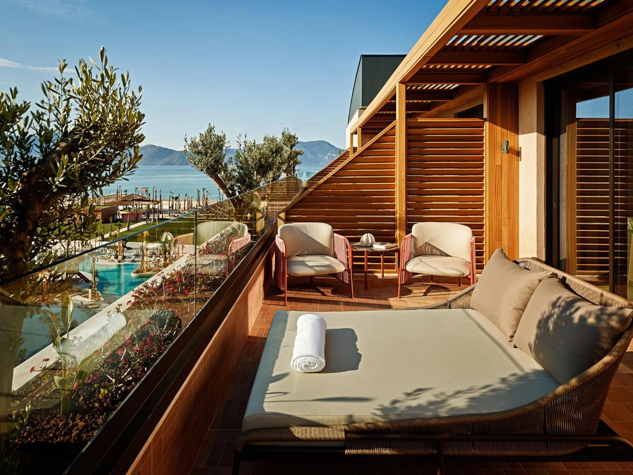 Day in XO CAPE ARNNA Fethiye