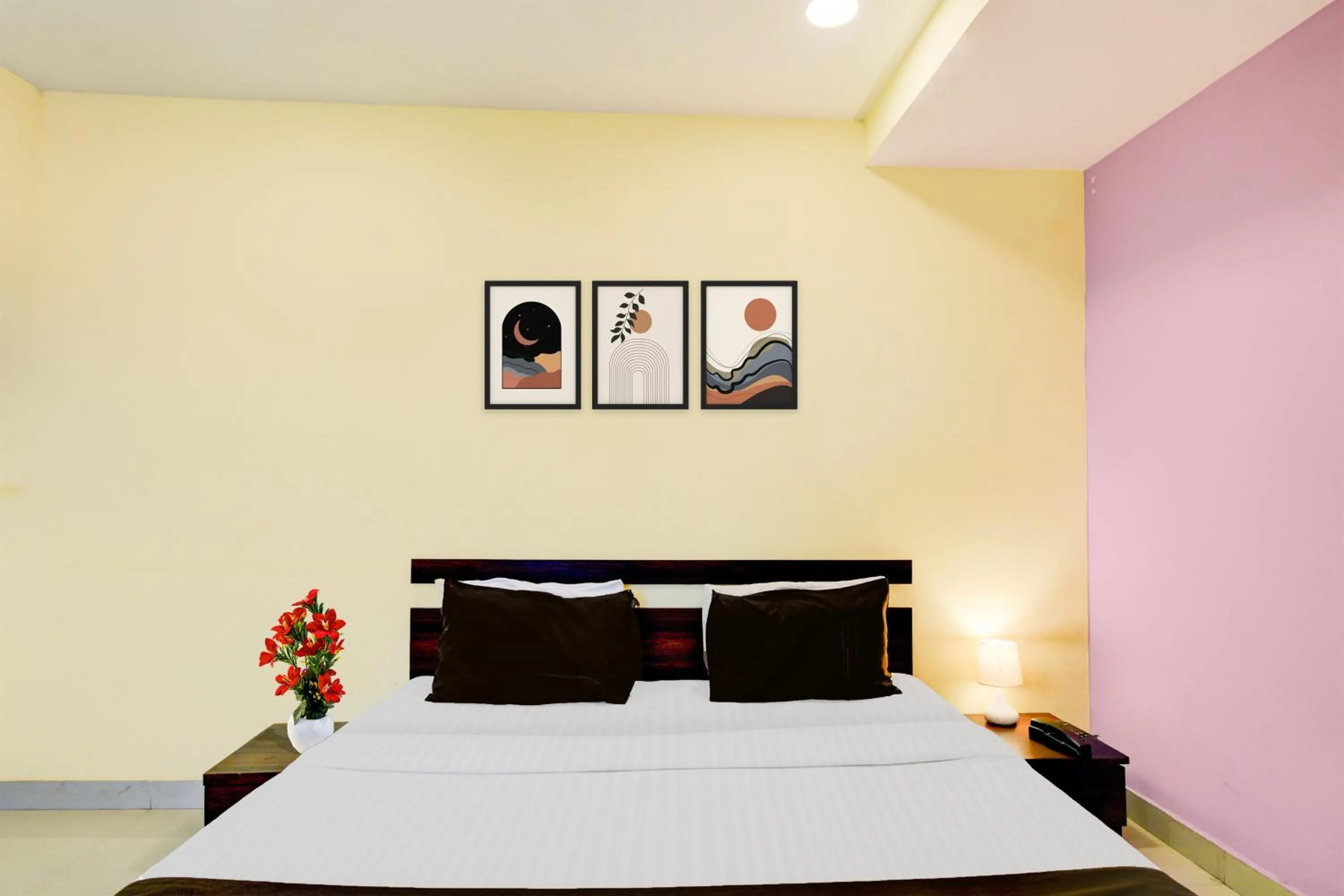 Bedroom, Bed in Super Hotel O LB Nagar Metro Station Formerly Virat residency