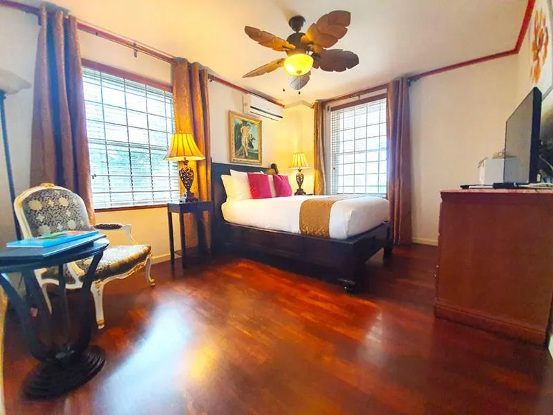 Bed in Ocean West Boutique Hotel