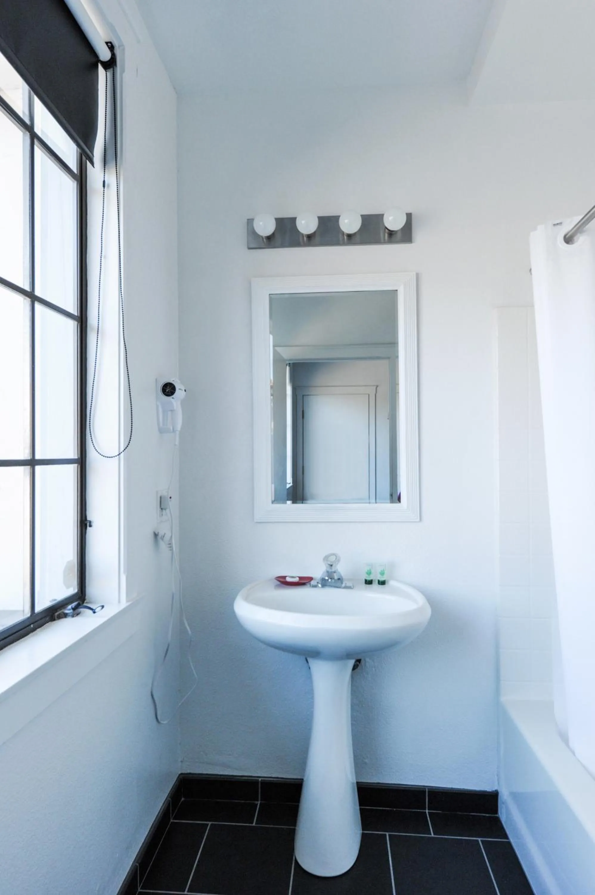 Bathroom in Atterdag Inn