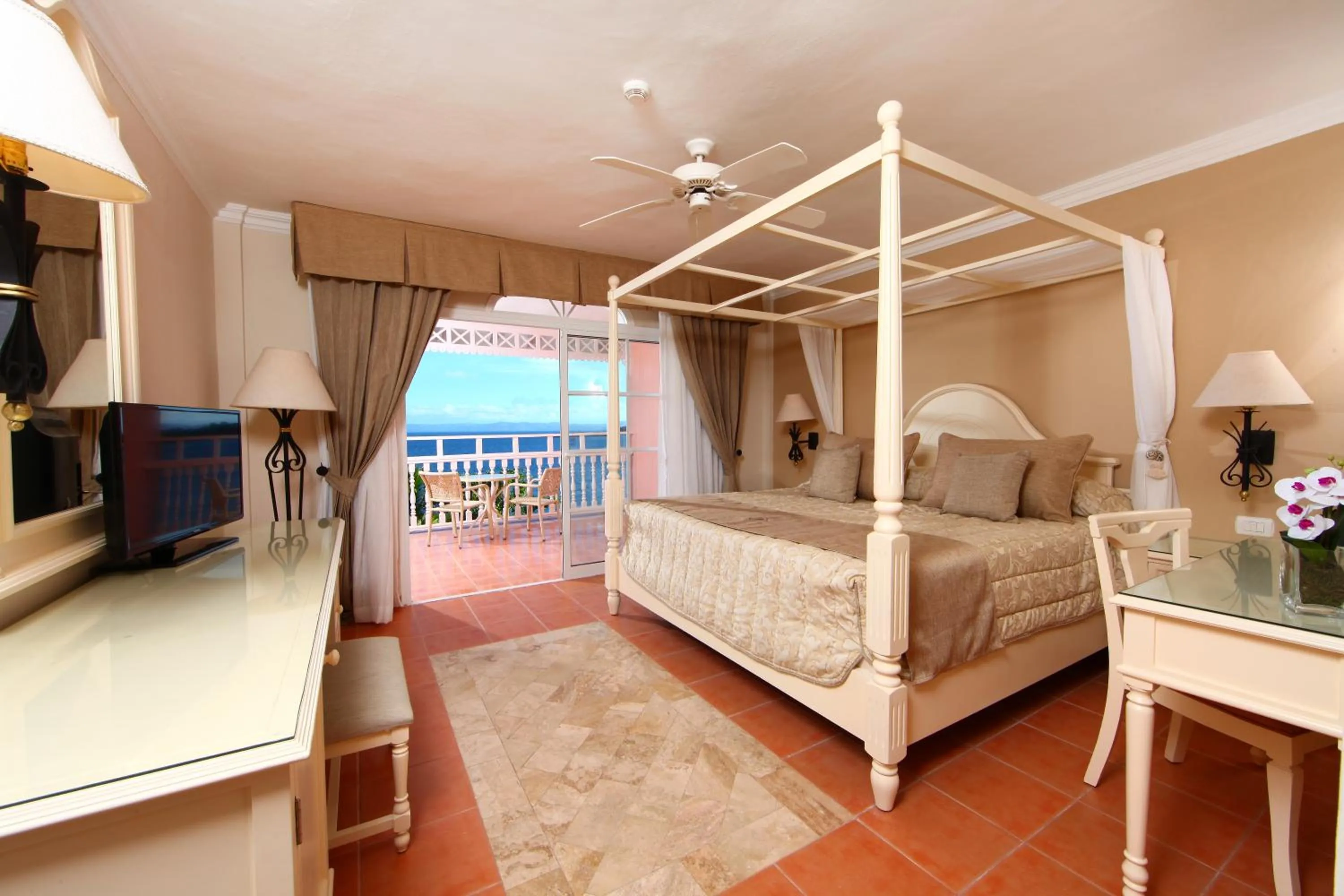 Bed in Bahia Principe Grand Samana - Adults Only