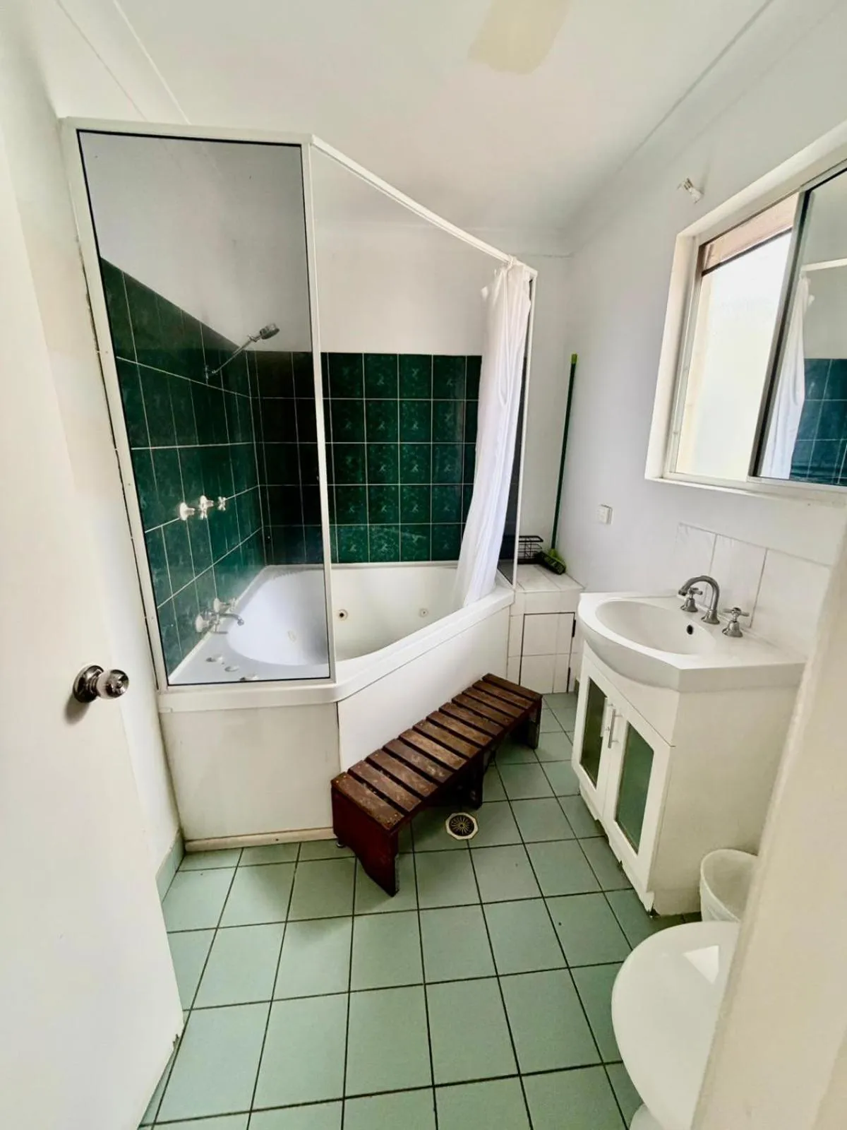 Bedroom in Townview Motel