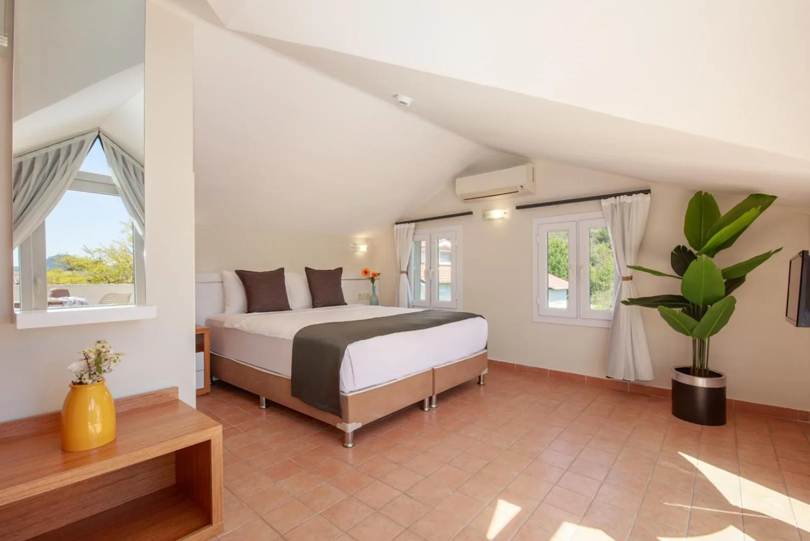 Photo of the whole room in No 14 HOTEL GÖCEK