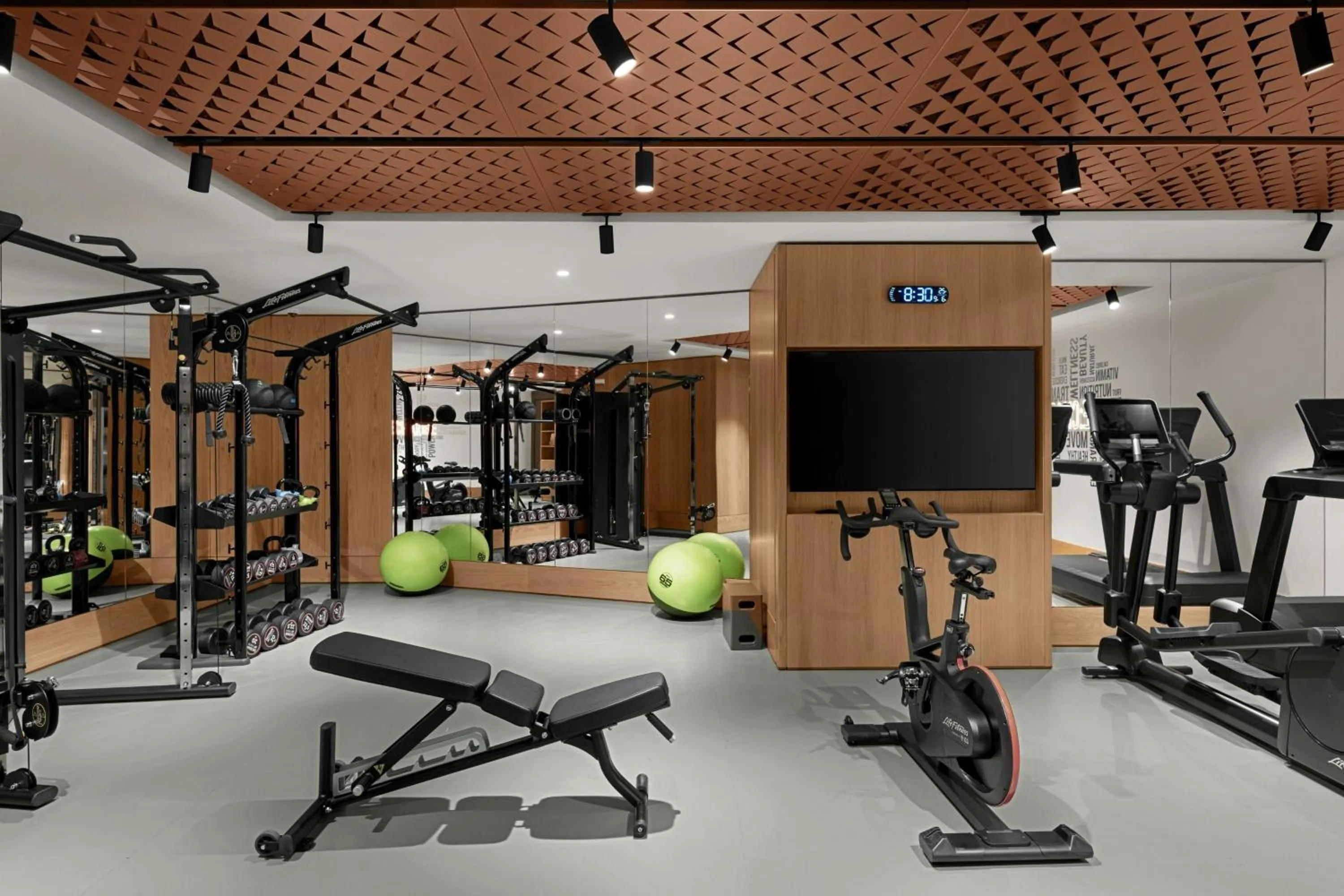 Fitness centre/facilities in Aloft Istanbul Karakoy