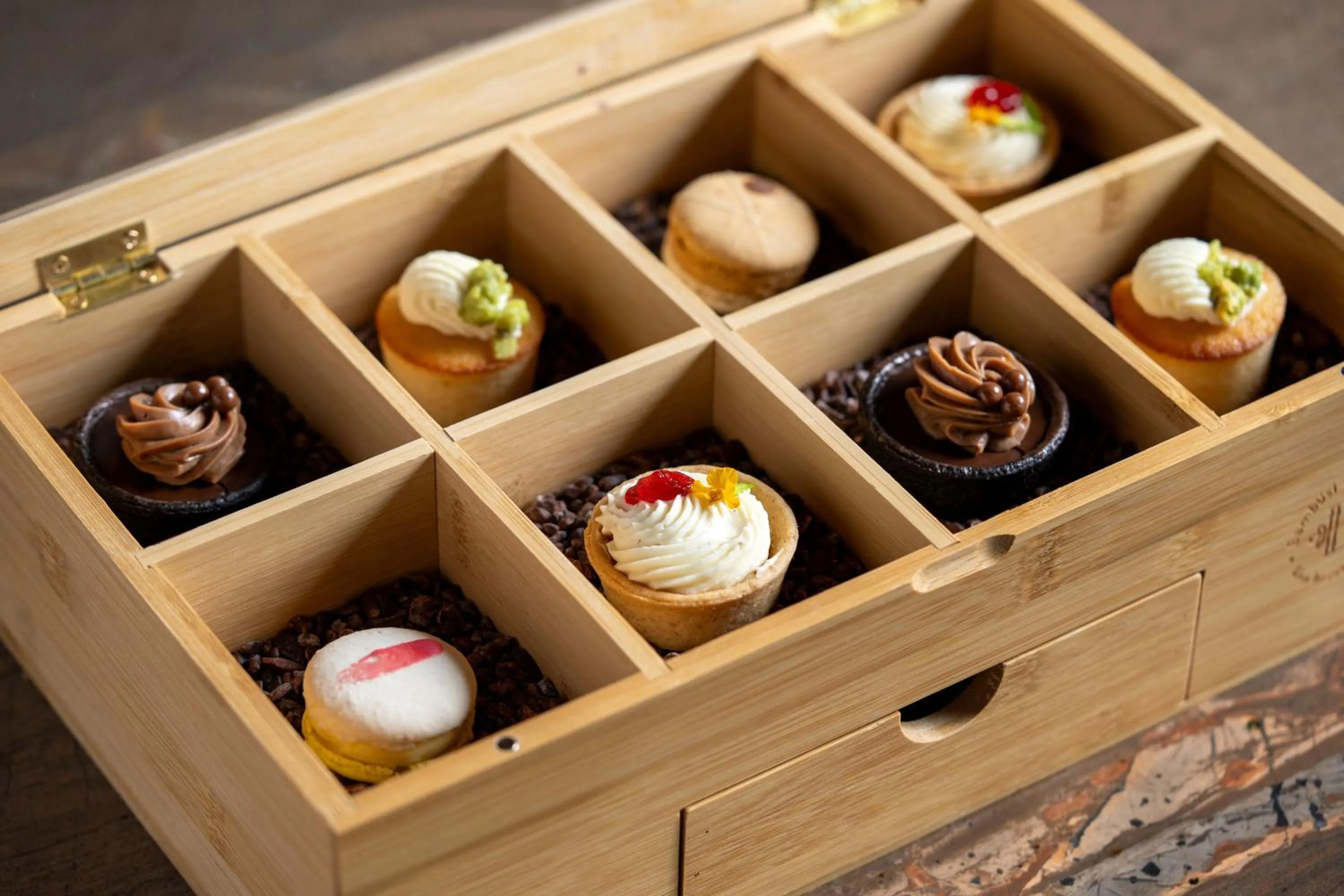 Food and drinks in JW Marriott Reston Station