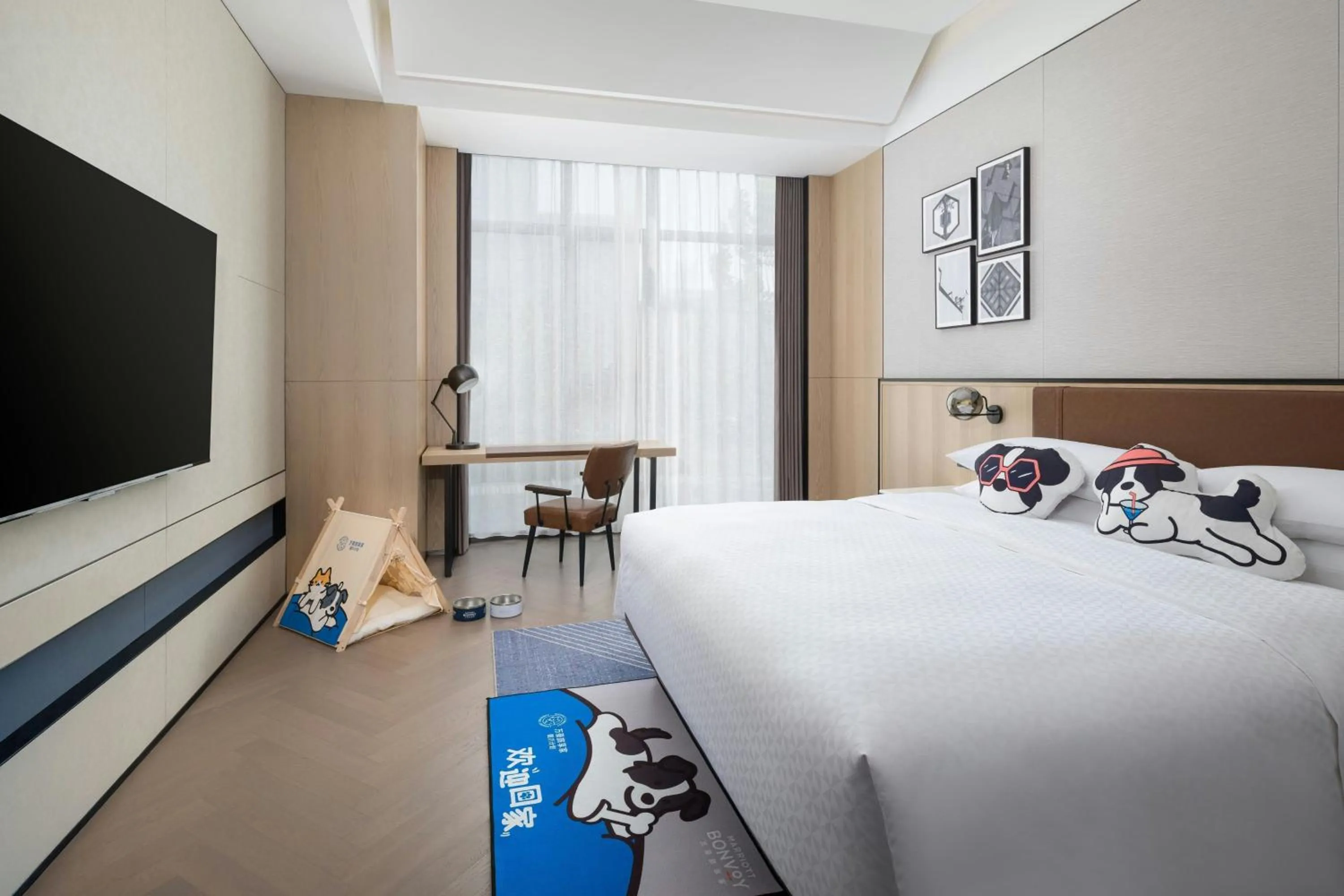 Photo of the whole room, Bed in Four Points by Sheraton Suzhou Gusu