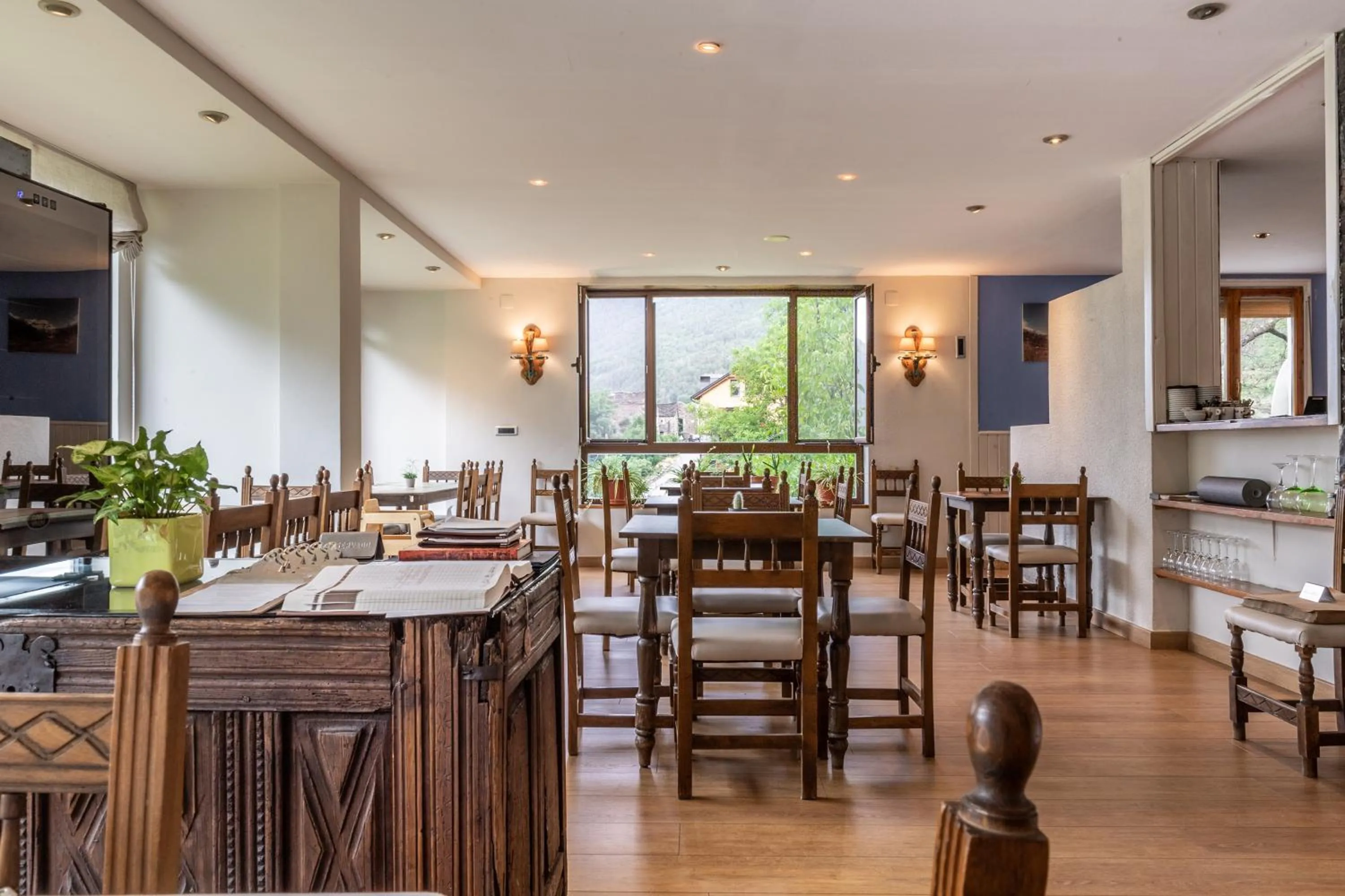 Restaurant/places to eat in Hotel de Montaña El Mirador