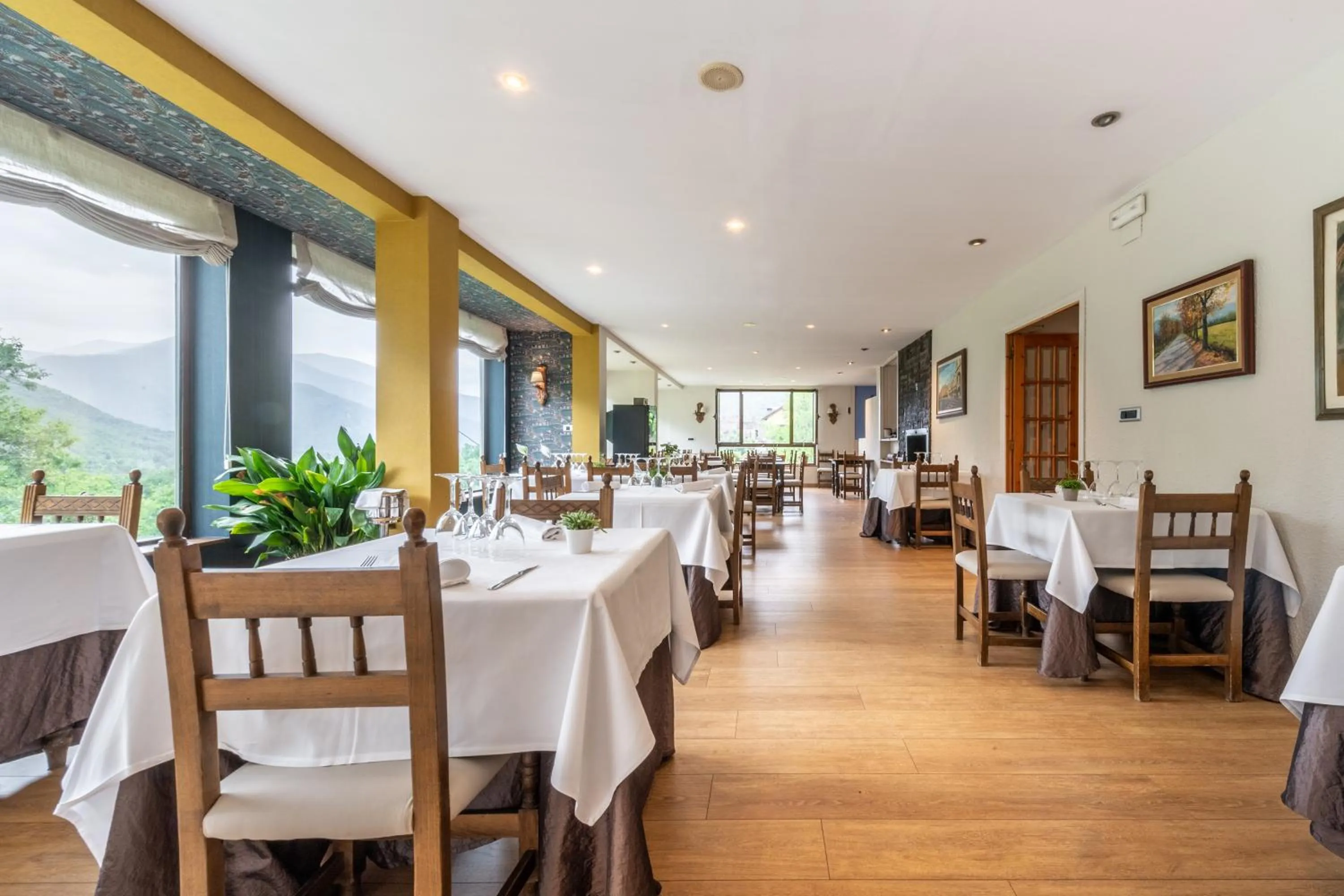 Restaurant/places to eat in Hotel de Montaña El Mirador